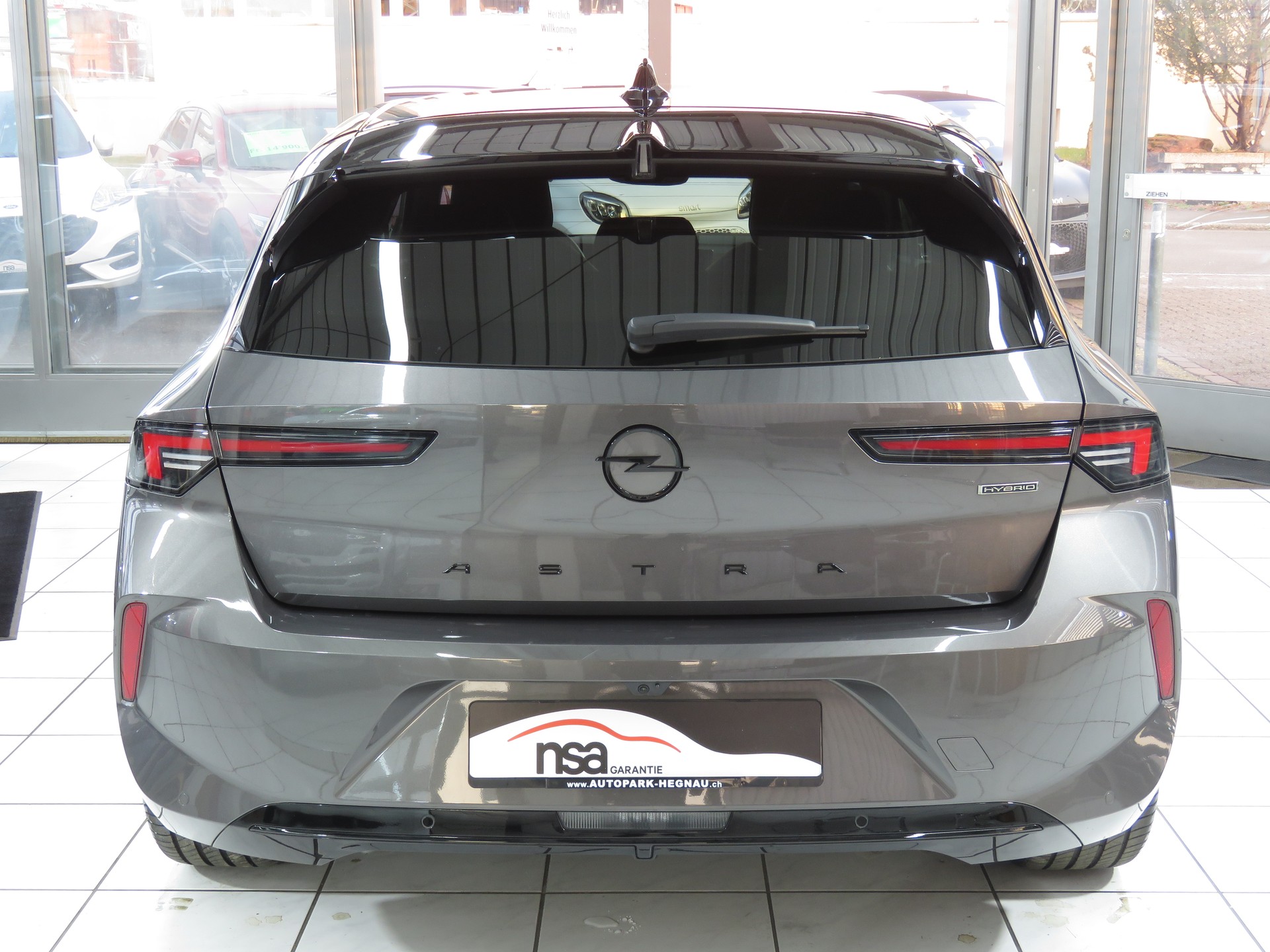 OPEL Astra 1.6 PHEV Turbo Swiss Plus Automat-image-4