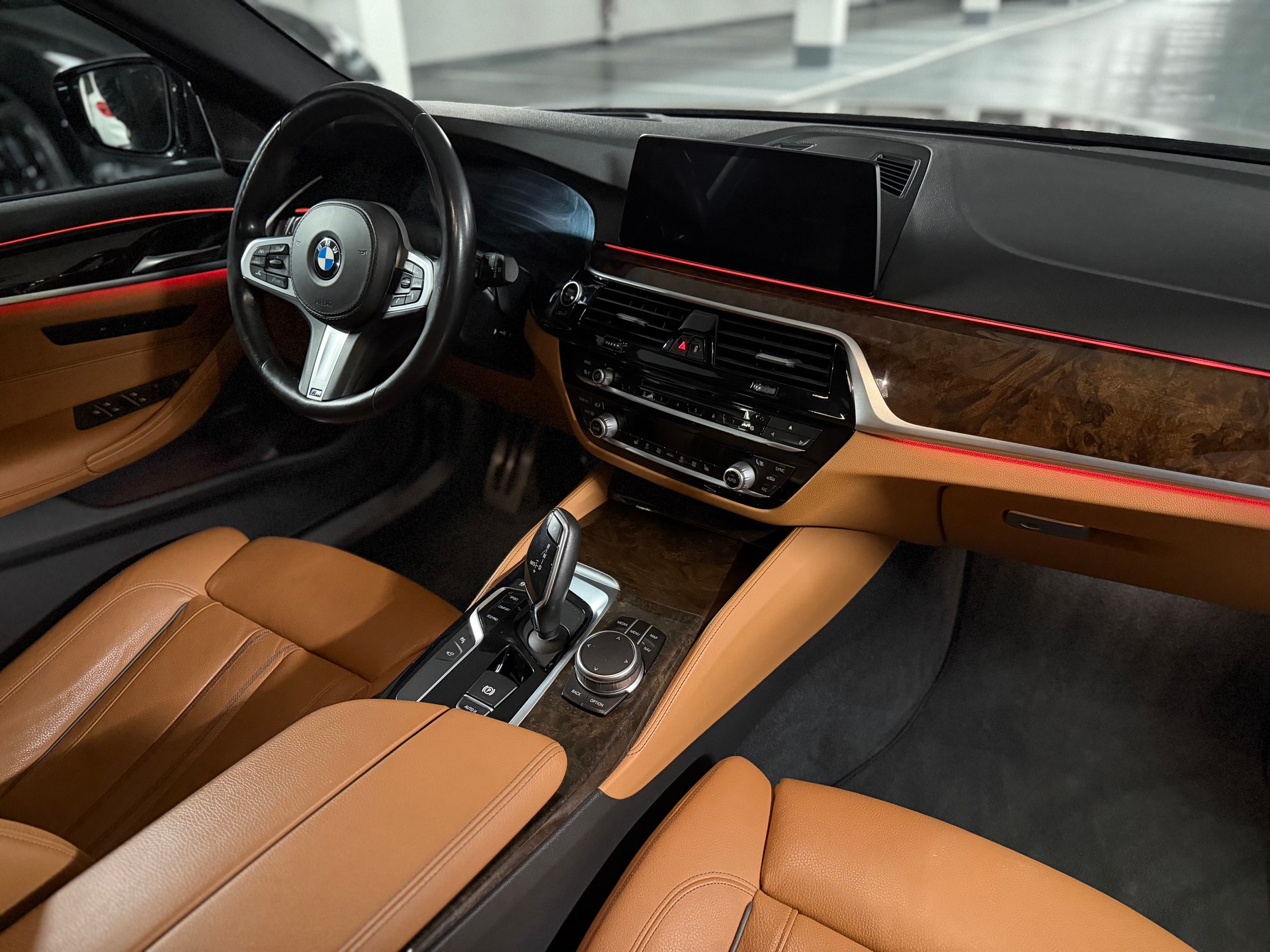 BMW 530d xDrive Touring Sport Line Steptronic-image-10