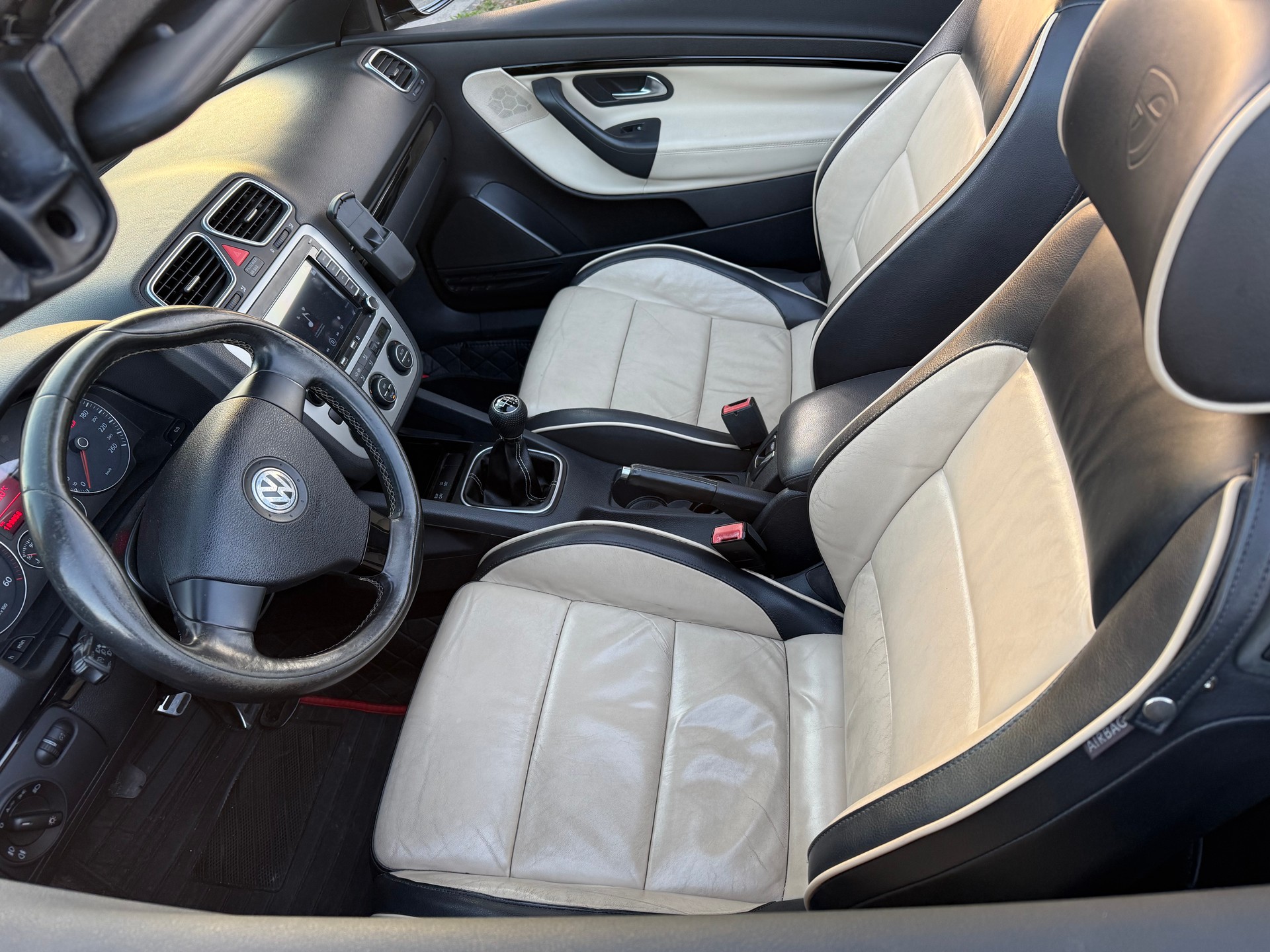 VW Eos-image-8