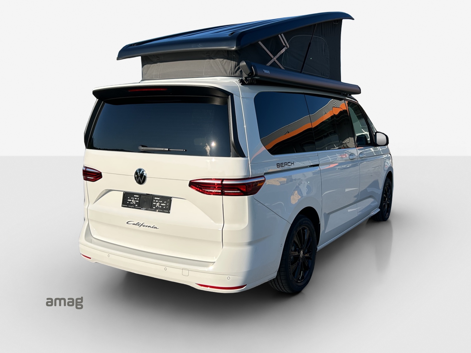 VW California 2.0 TSI Beach Tour-image-4