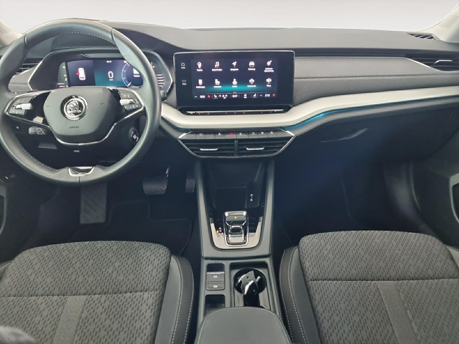 SKODA Octavia Combi 1.5 TSI mHEV DSG Style-image-3
