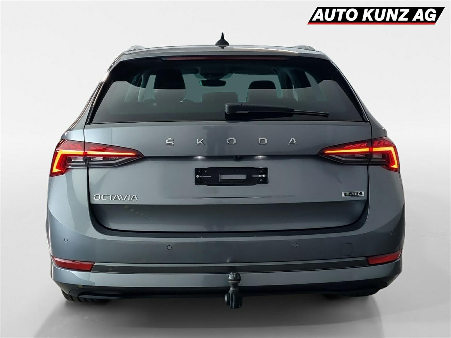SKODA Octavia Combi 1.5 TSI mHEV DSG Style-image-1