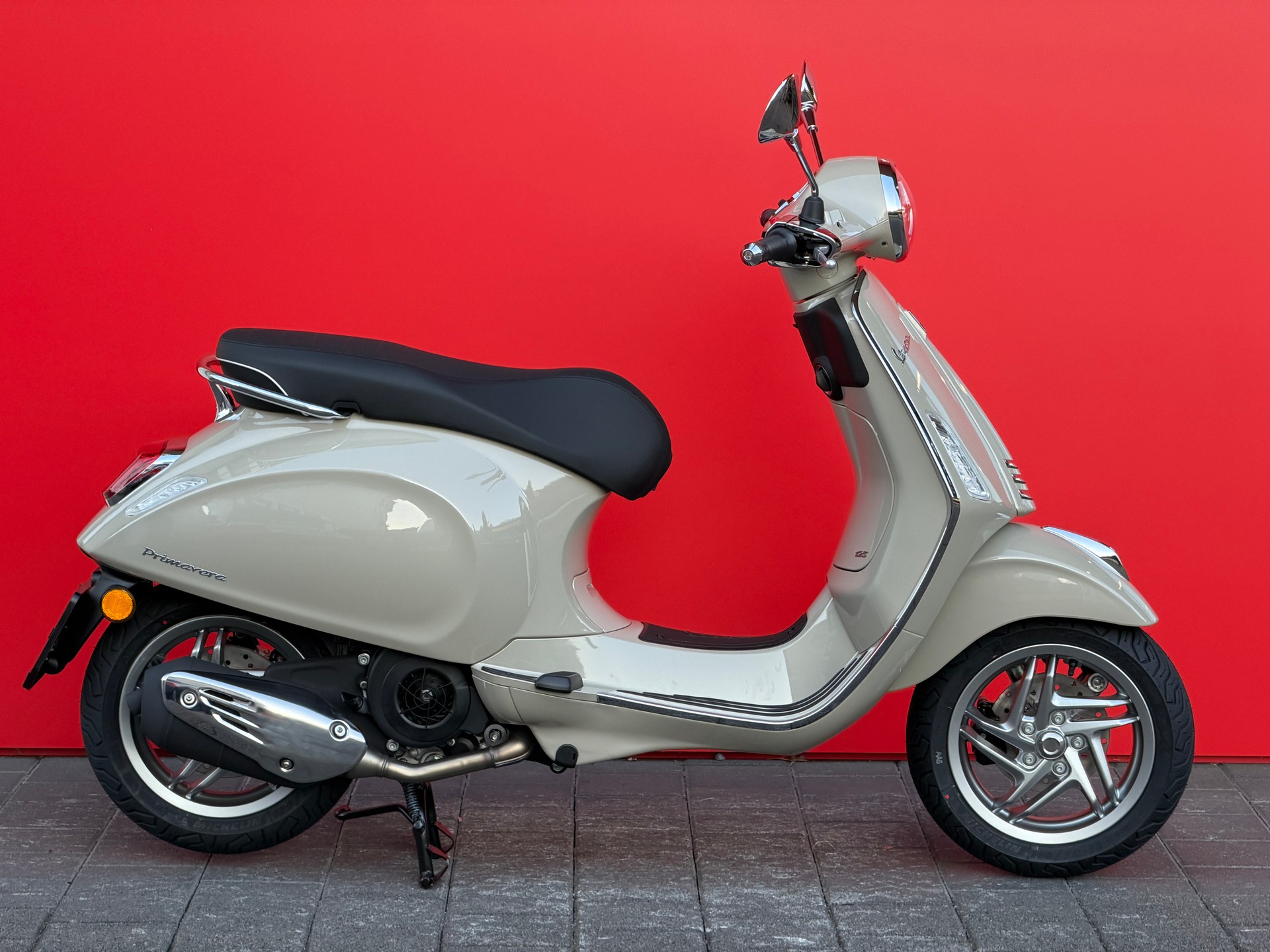 PIAGGIO Vespa 125 Primavera MY26