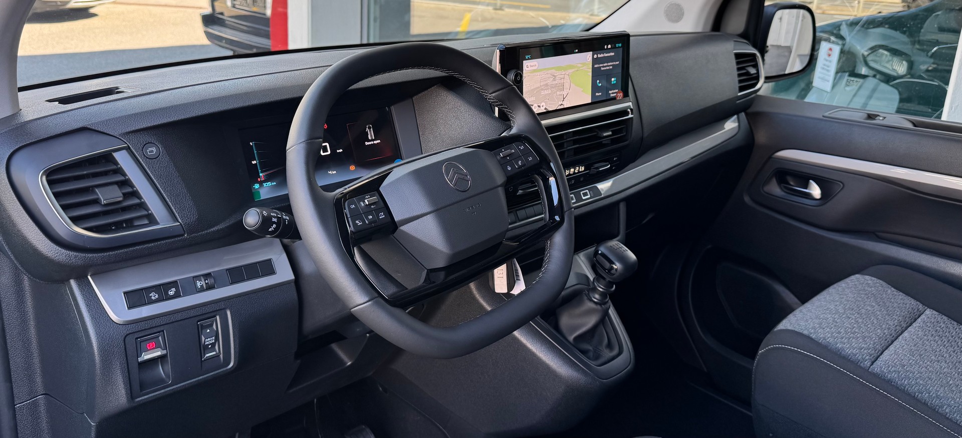CITROEN PÖSSL Vanster BlueHDI 145 PS-image-10