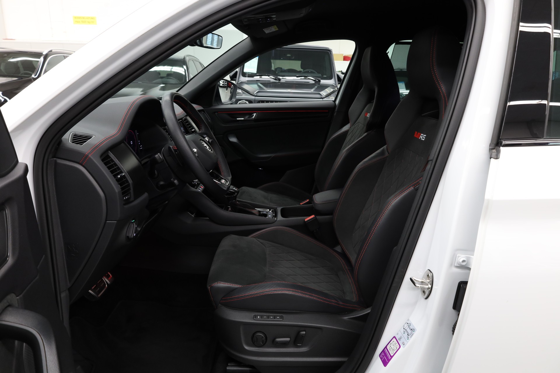 SKODA Kodiaq 2.0 TSI RS DSG-image-13