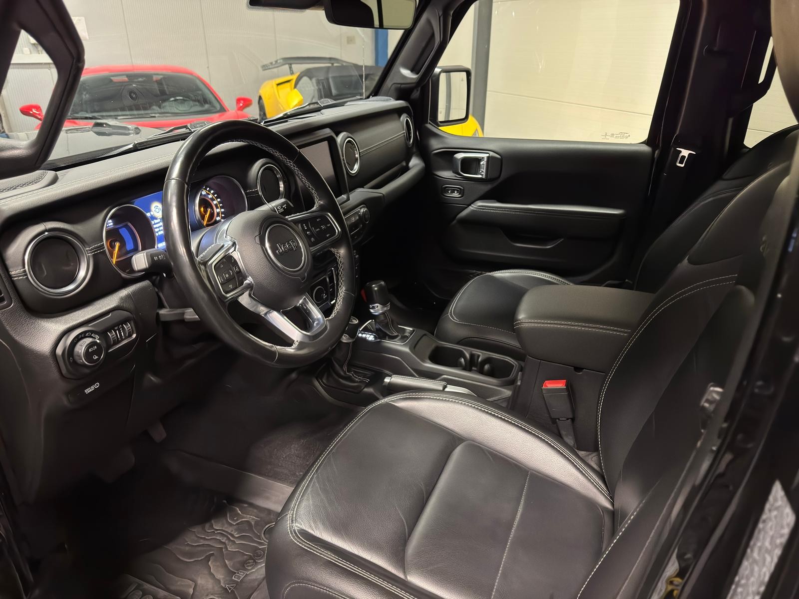 JEEP Gladiator 3.0 D MultiJet Launch Edition-image-14