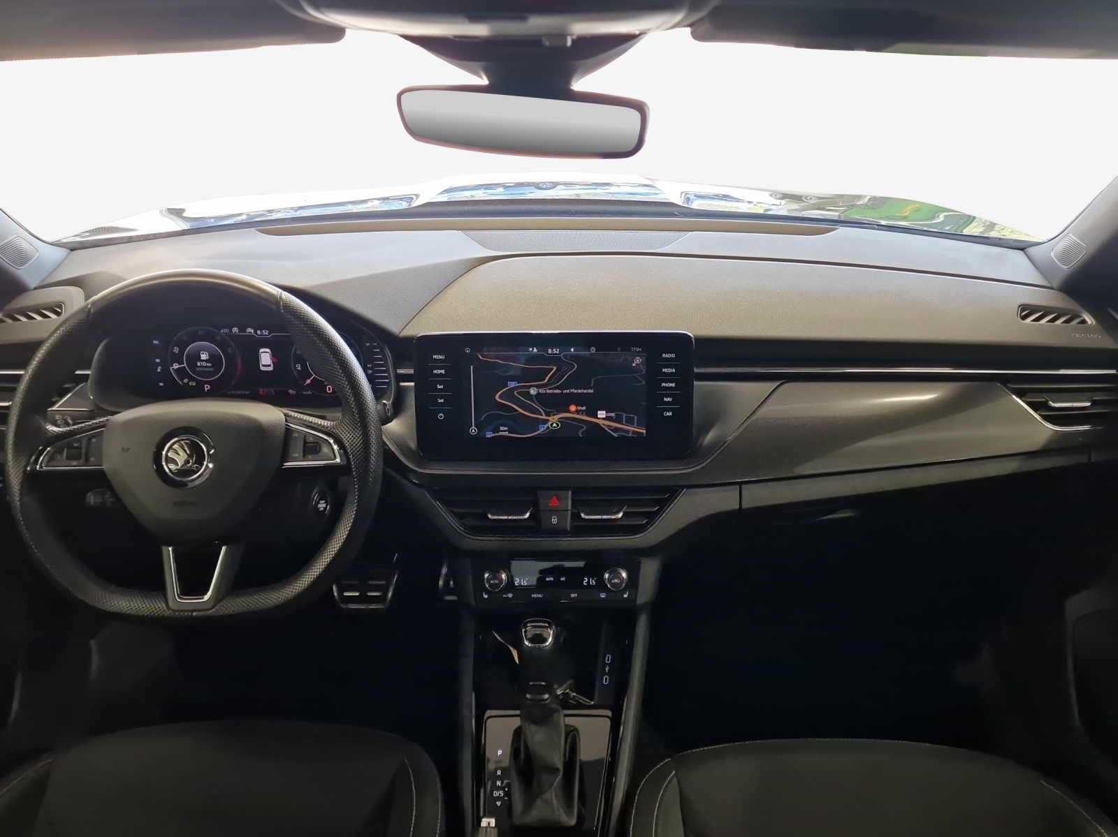 SKODA Kamiq 1.0 TSI Style DSG-image-8