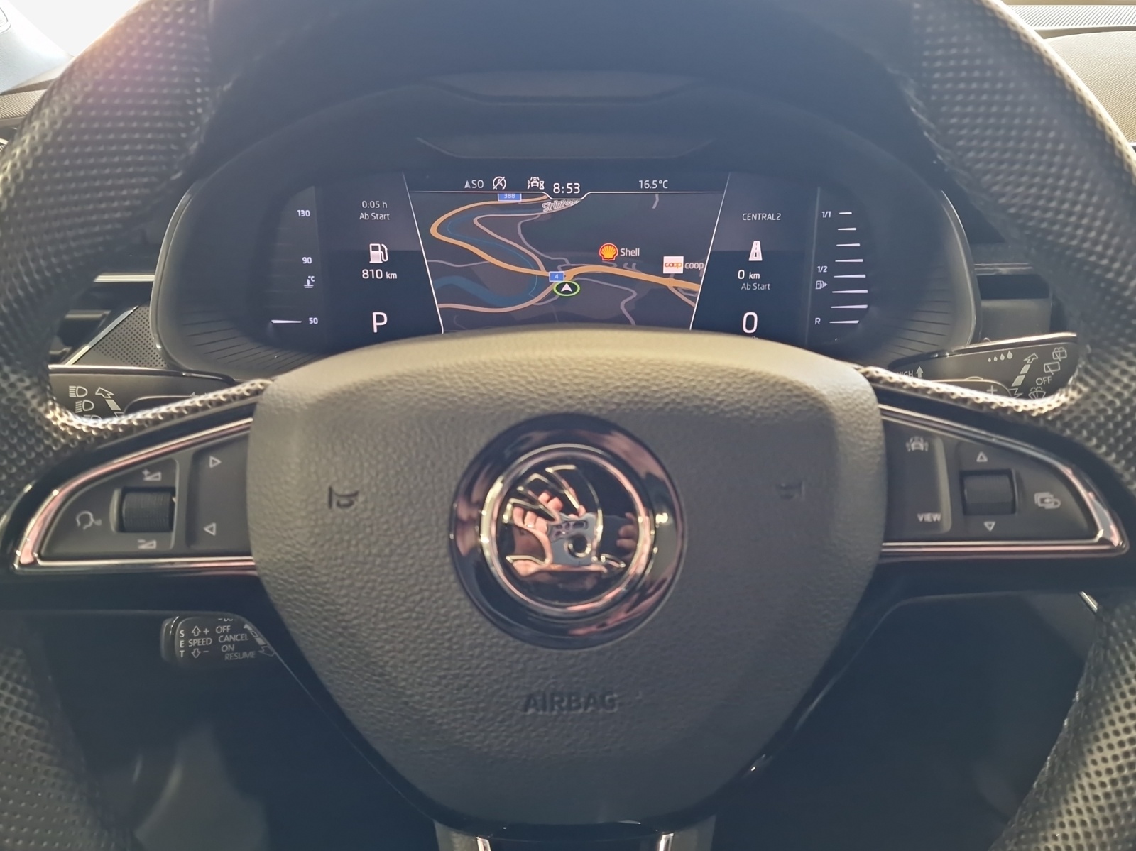 SKODA Kamiq 1.0 TSI Style DSG-image-9