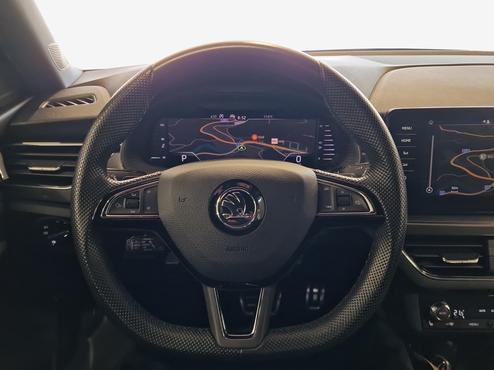 SKODA Kamiq 1.0 TSI Style DSG-image-14
