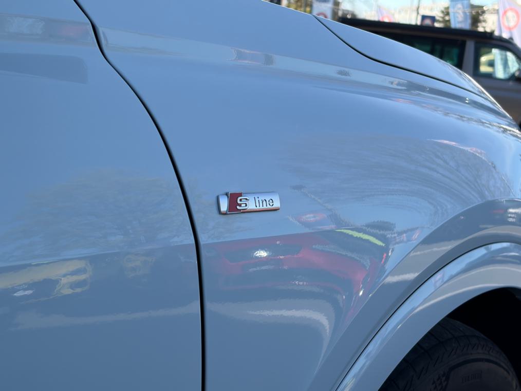 AUDI Q4 e-tron 35-image-3