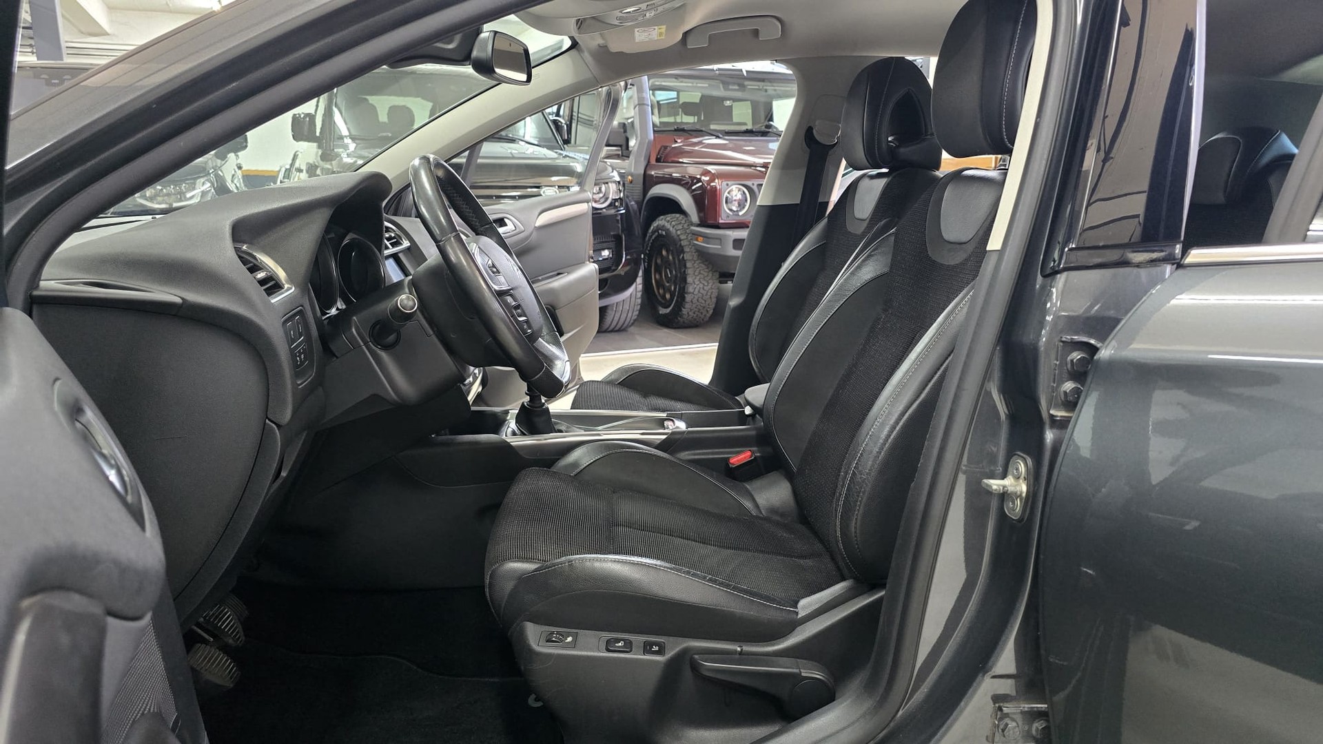 CITROEN C4 Berline 1.2 THP Exclusive-image-14