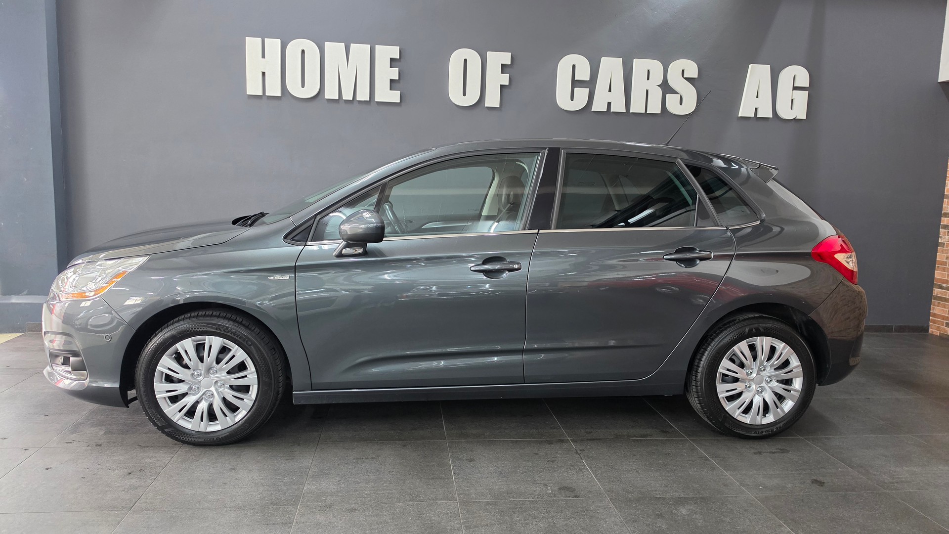 CITROEN C4 Berline 1.2 THP Exclusive-showroom-element-3