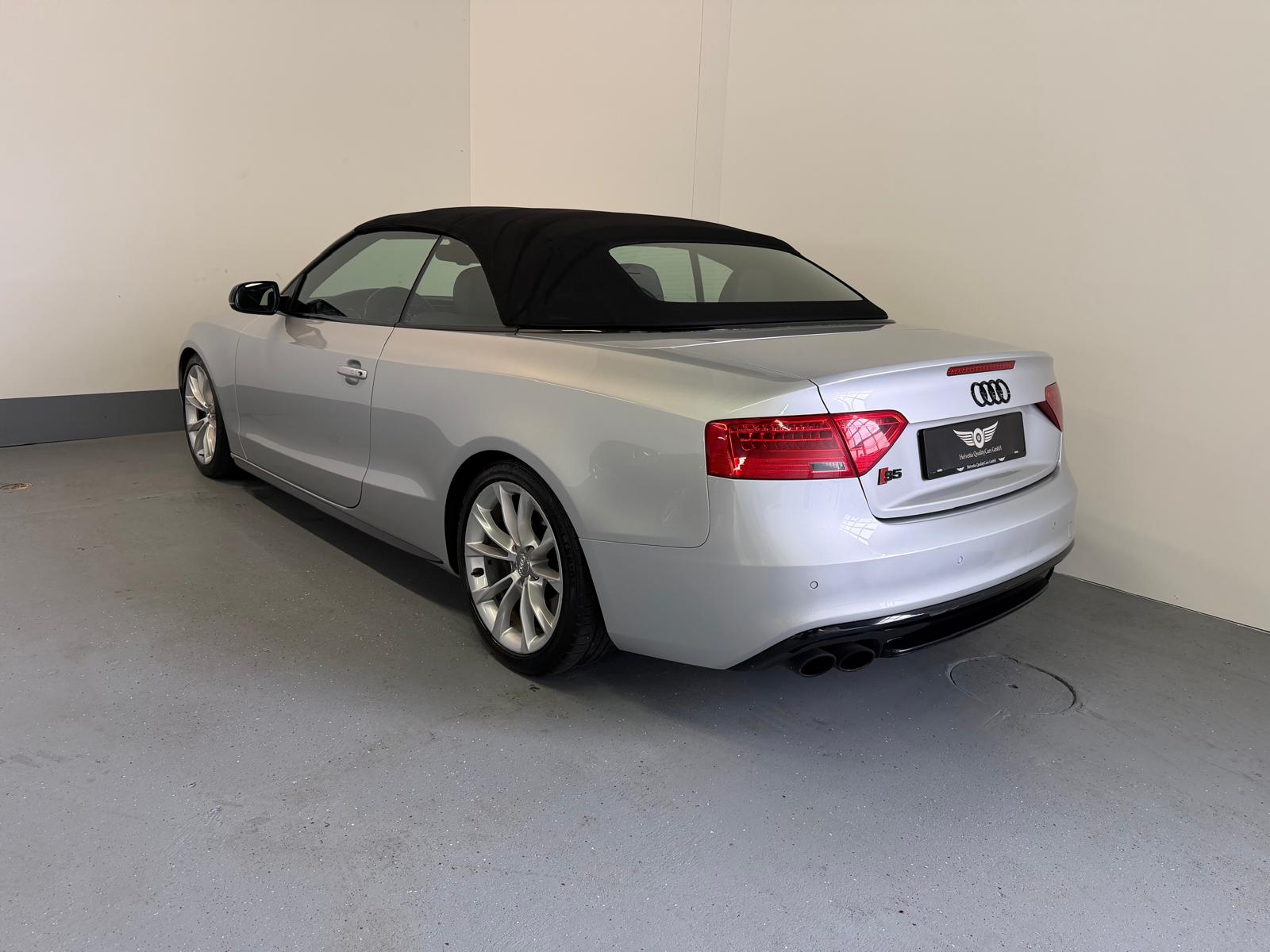 AUDI S5 Cabrio 3.0 TFSI quattro S-tronic-image-19