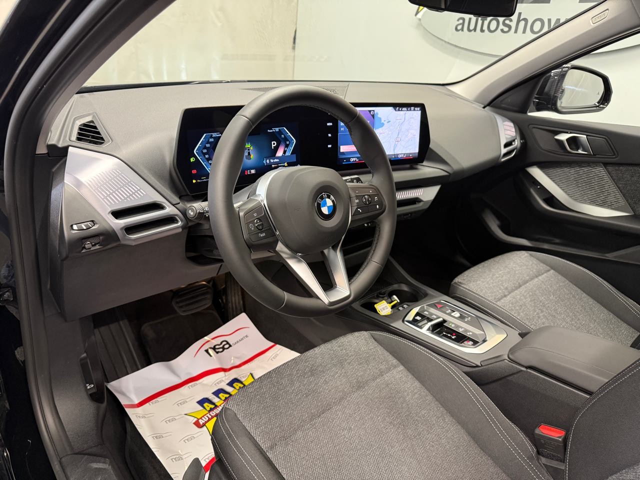 BMW 120d M Sport Steptronic-showroom-element-2
