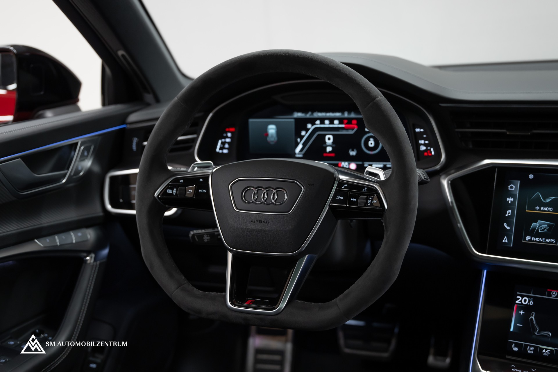 AUDI RS6 Avant 4.0 V8 TFSI quattro T-Tronic / Keramik / Standheizung / Dynamik Paket / Panorama /360°-image-13