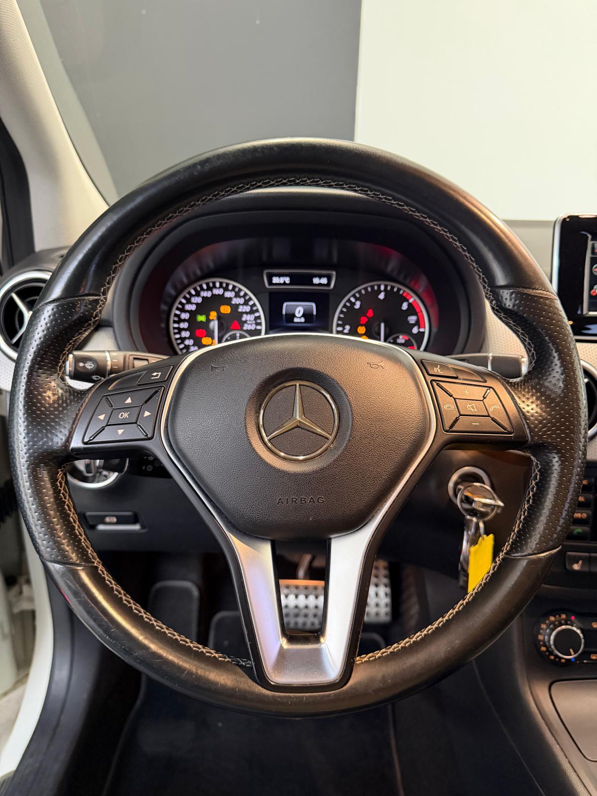 MERCEDES-BENZ B 200 CDI 7G-DCT ***CH-Fahrzeug***-image-8