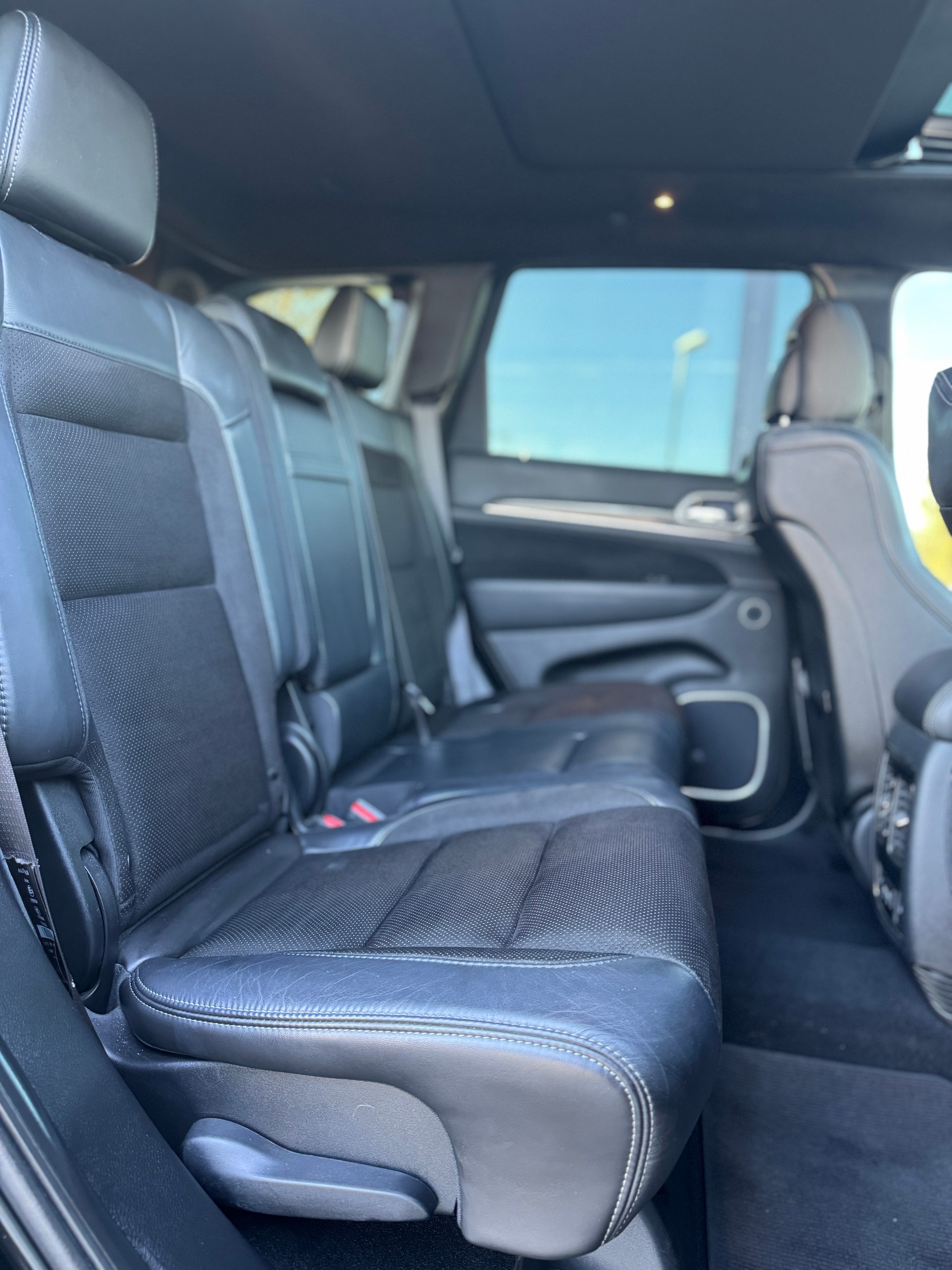JEEP Grand Cherokee 6.4 V8 HEMI SRT8 Automatic-image-9