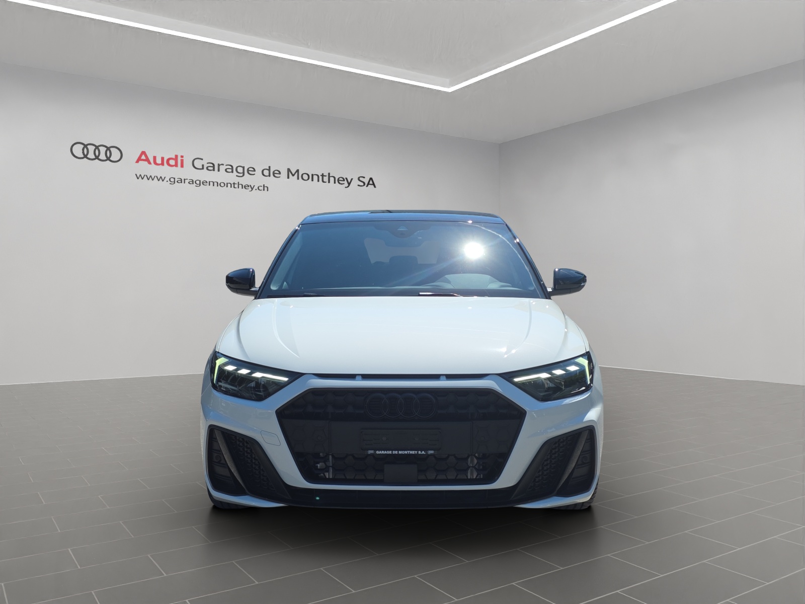 AUDI A1 Sportback 35 TFSI S Line S-tronic-image-1