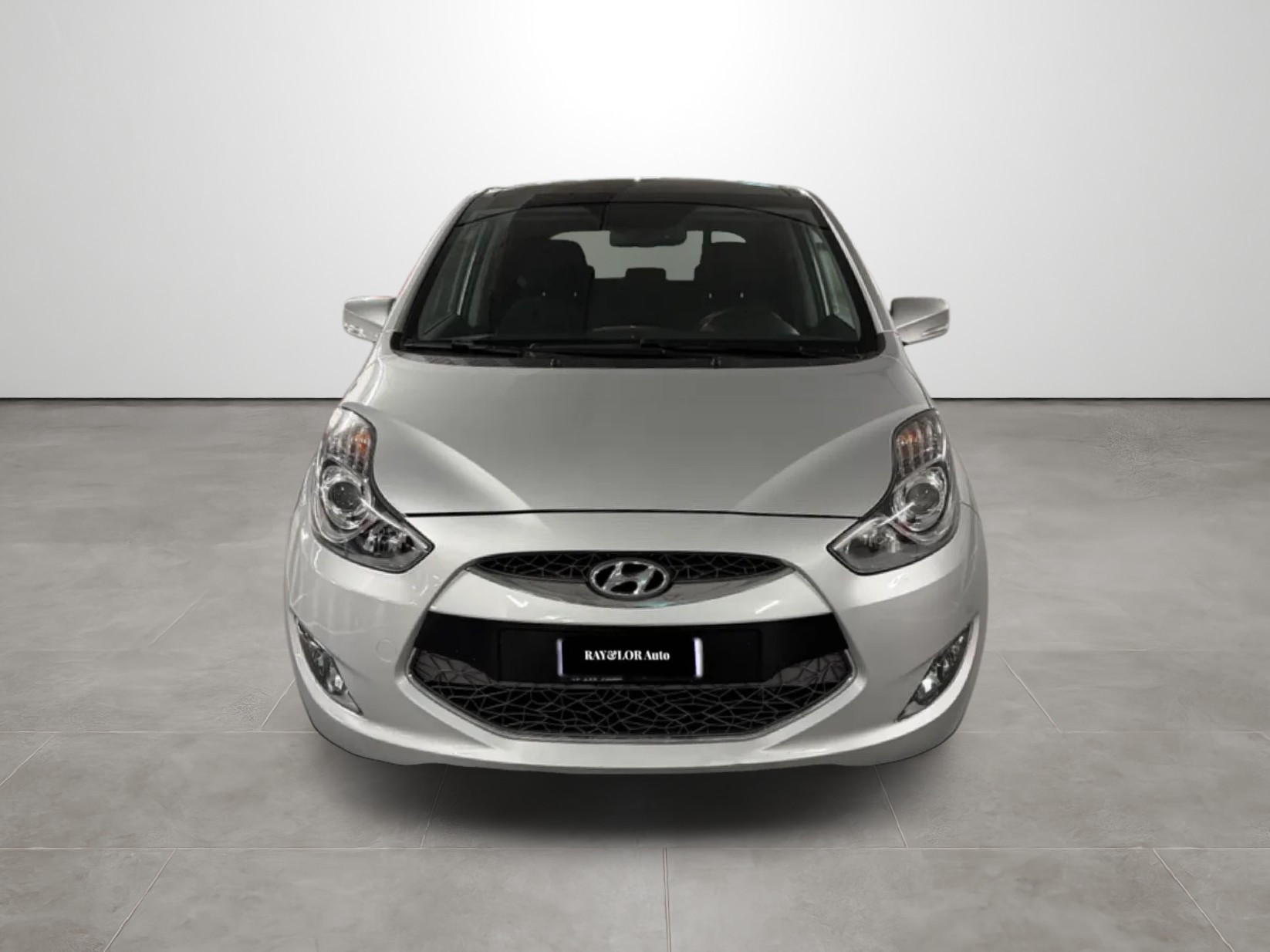 HYUNDAI iX20-image-1