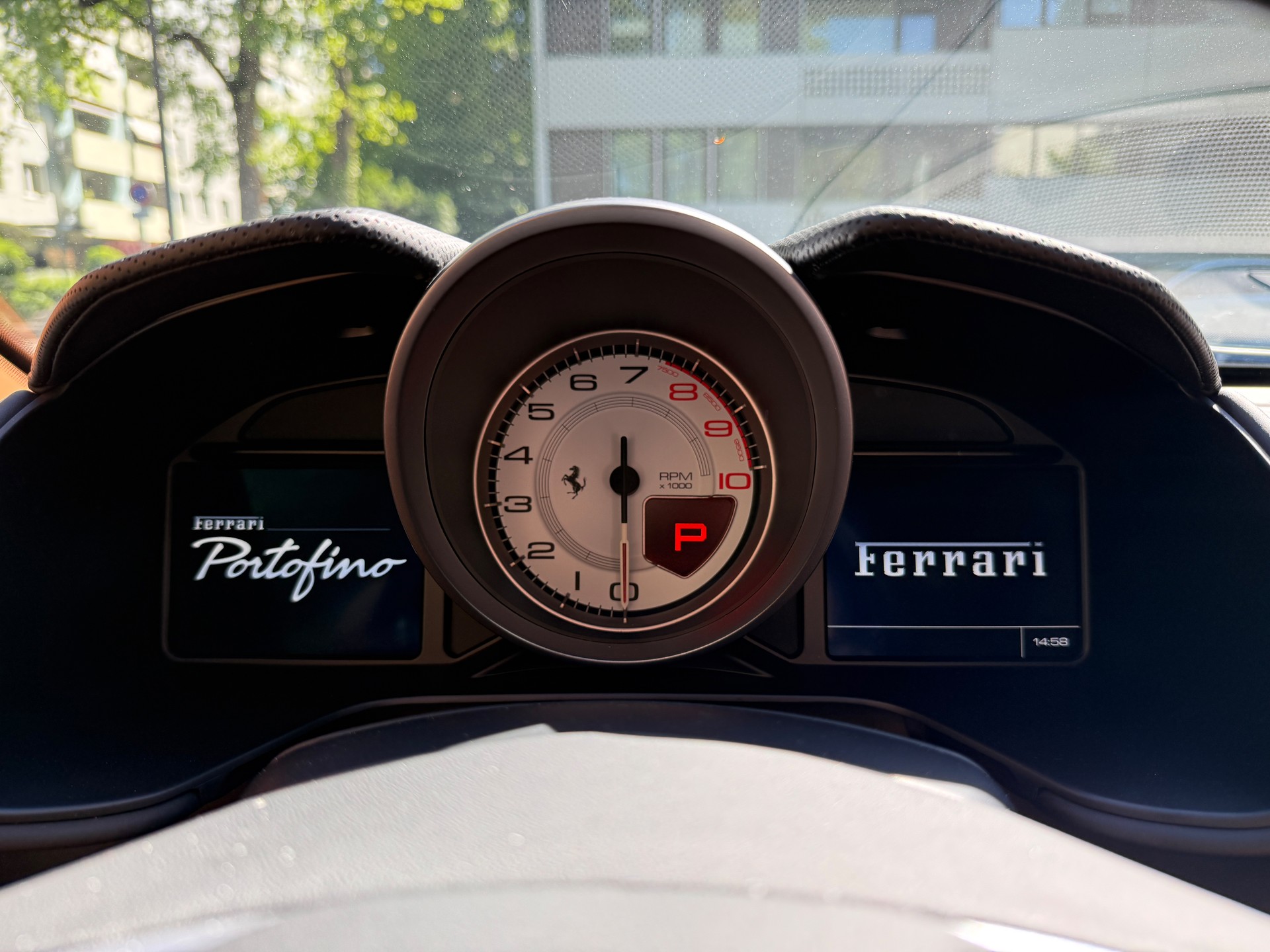 FERRARI Portofino 3.9 V8 T-image-8