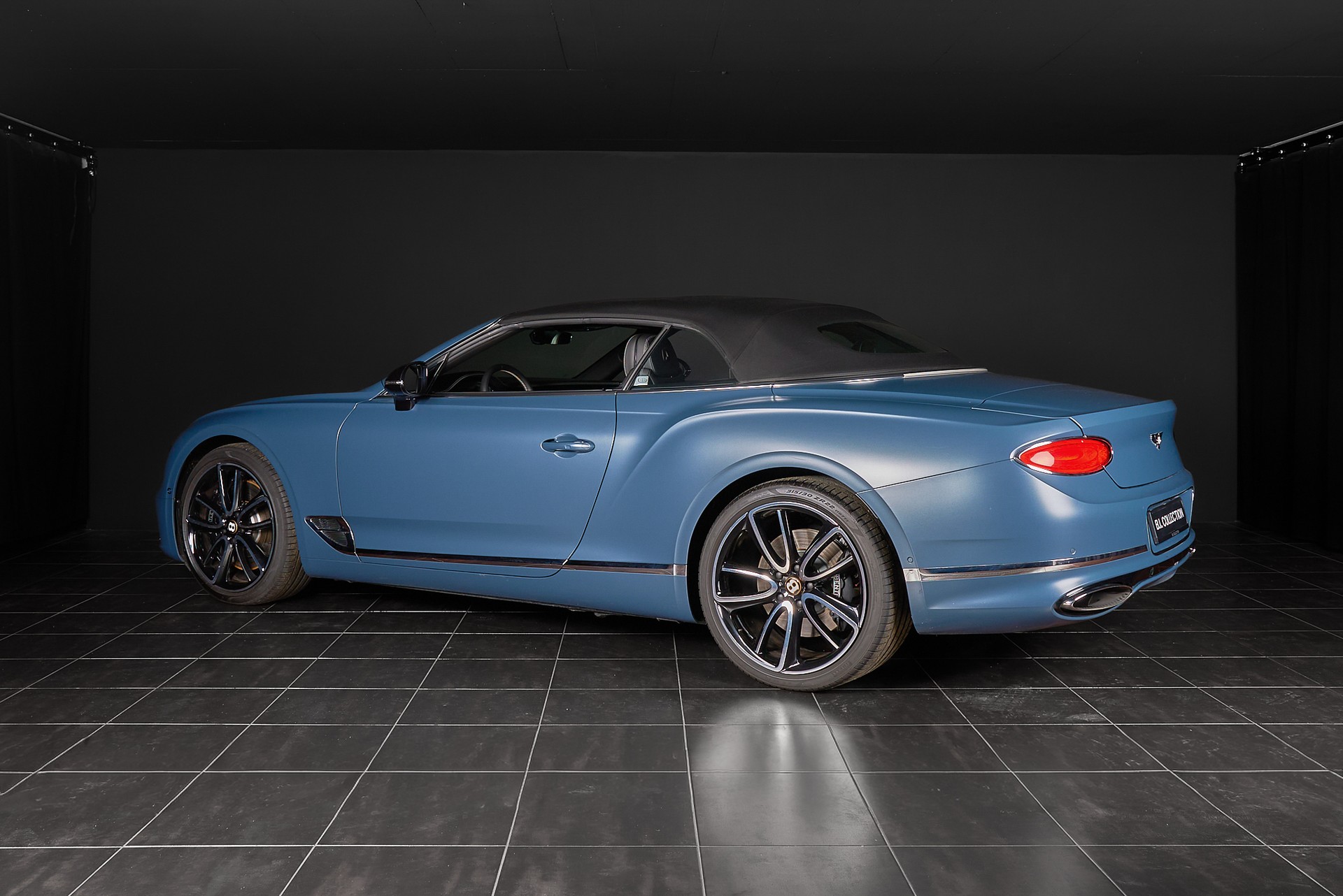 BENTLEY GTC W12 1st Edition-image-12