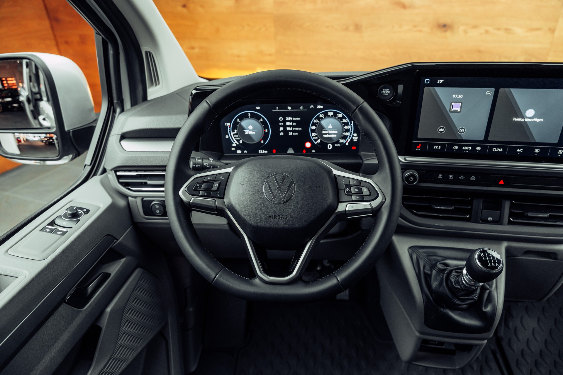 VW Transporter 2.0 TDI Lang-image-14
