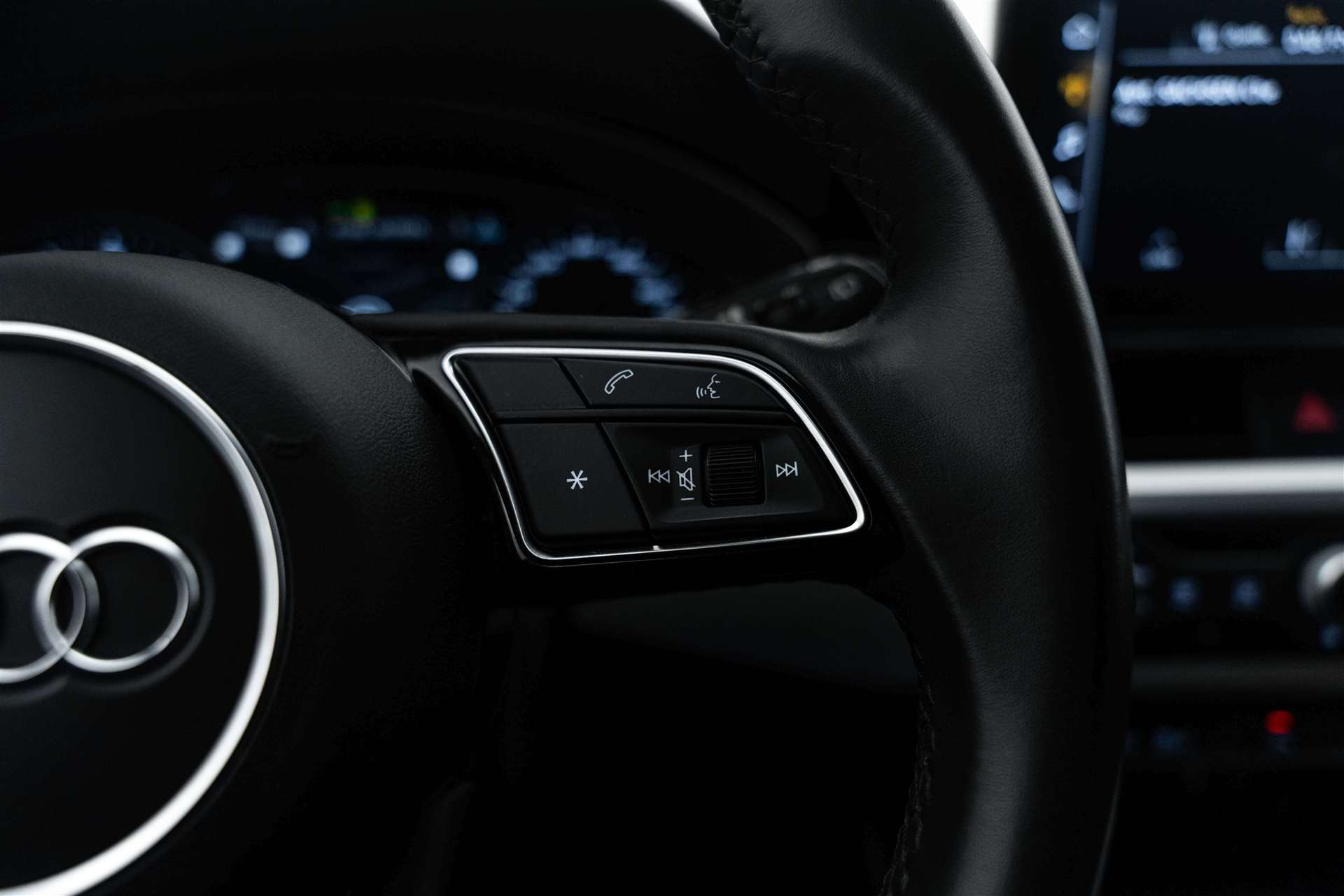AUDI A4 Avant 35 TFSI S-tronic-image-15