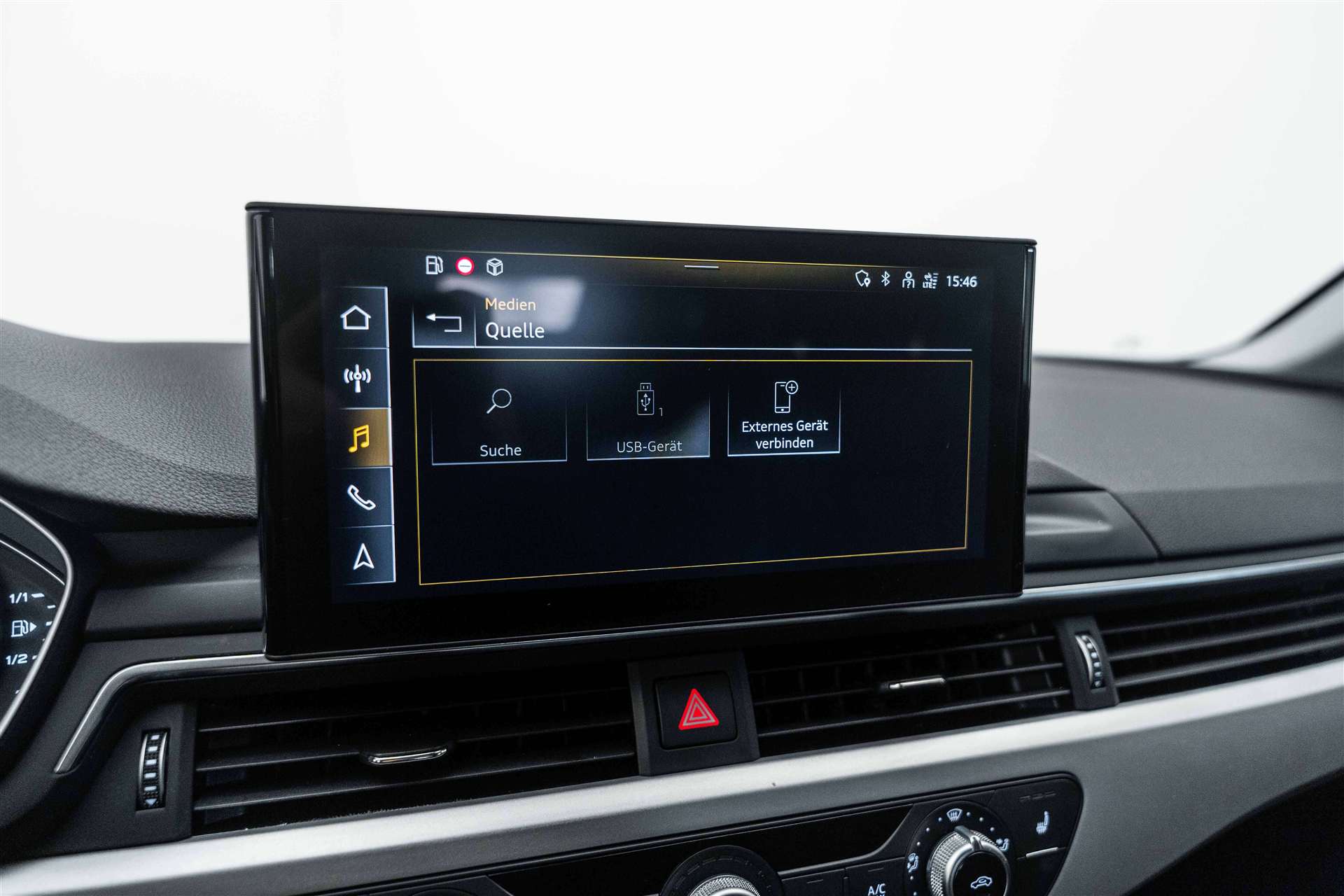 AUDI A4 Avant 35 TFSI S-tronic-image-18