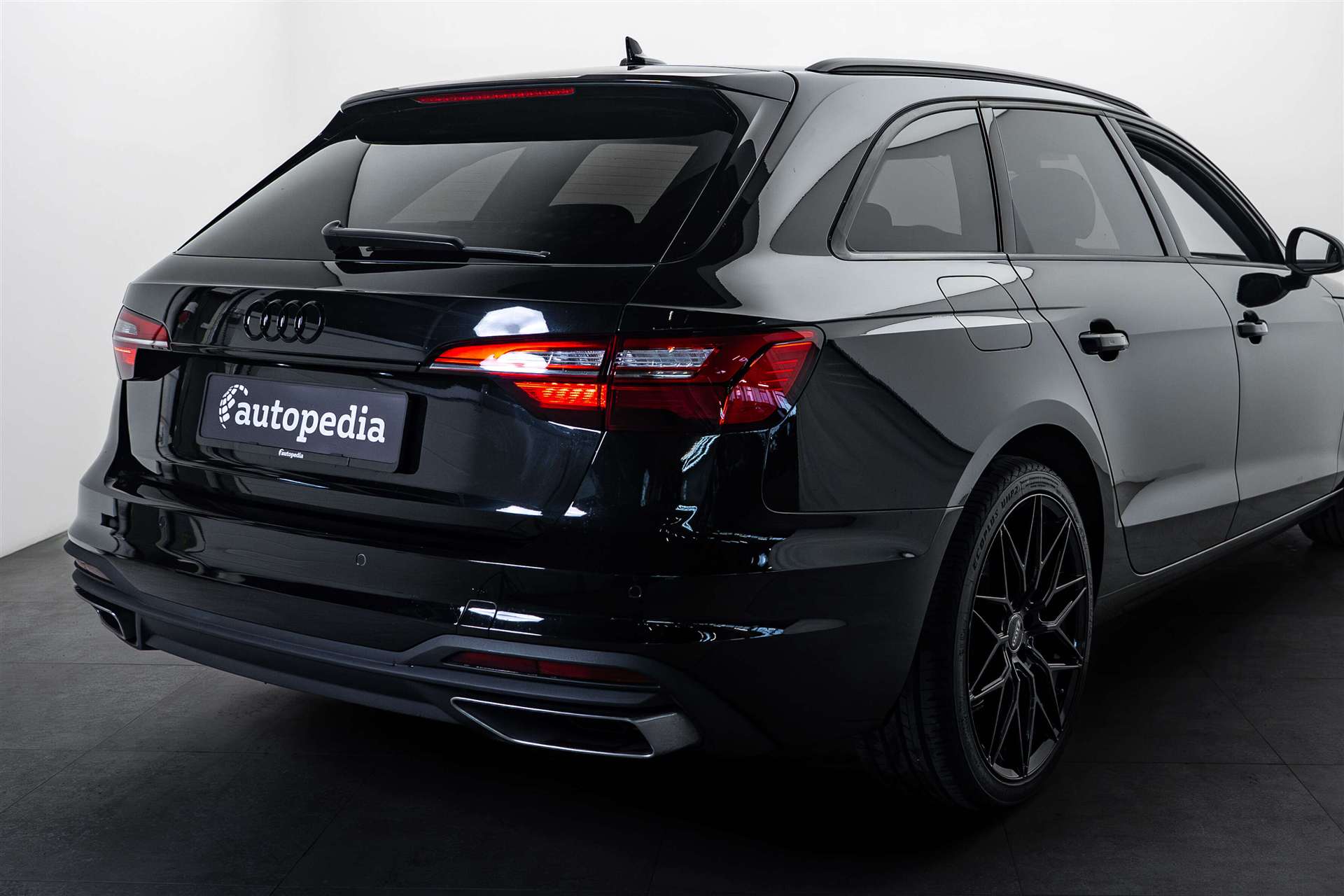 AUDI A4 Avant 35 TFSI S-tronic-image-3