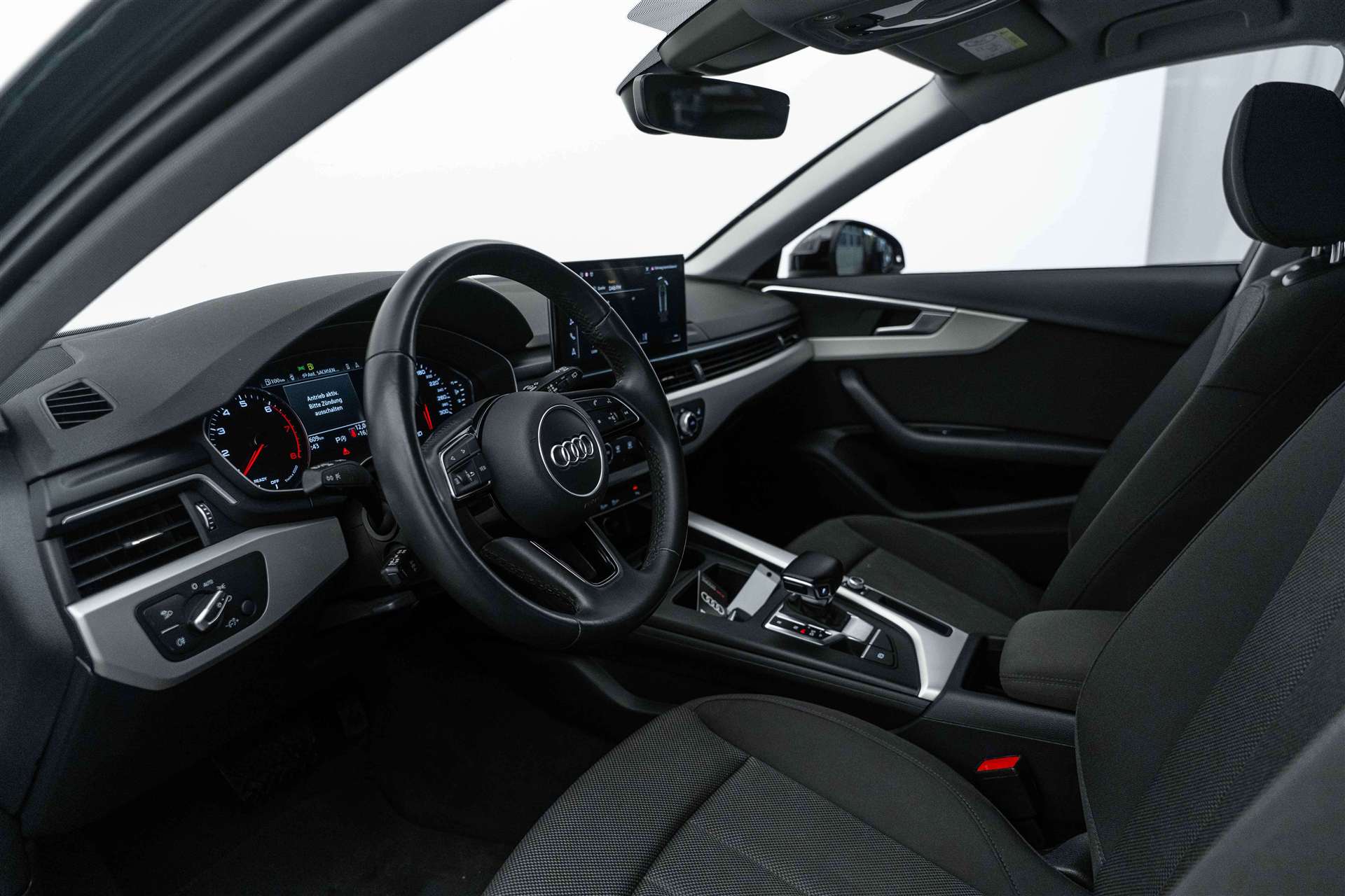 AUDI A4 Avant 35 TFSI S-tronic-image-7
