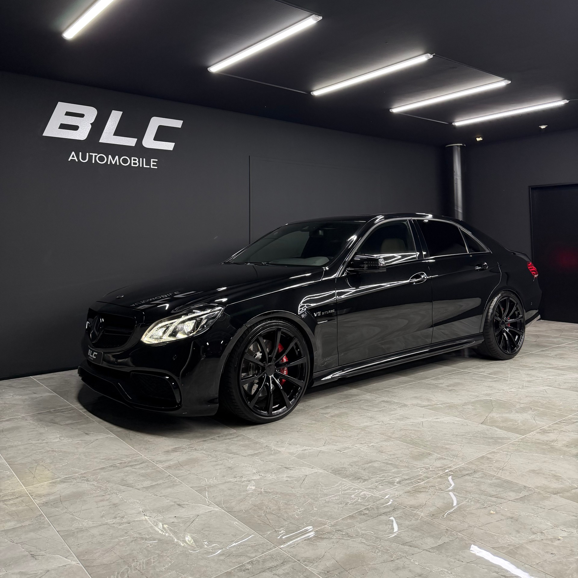 MERCEDES-BENZ E 63 CGI AMG 7G-Tronic-image-0