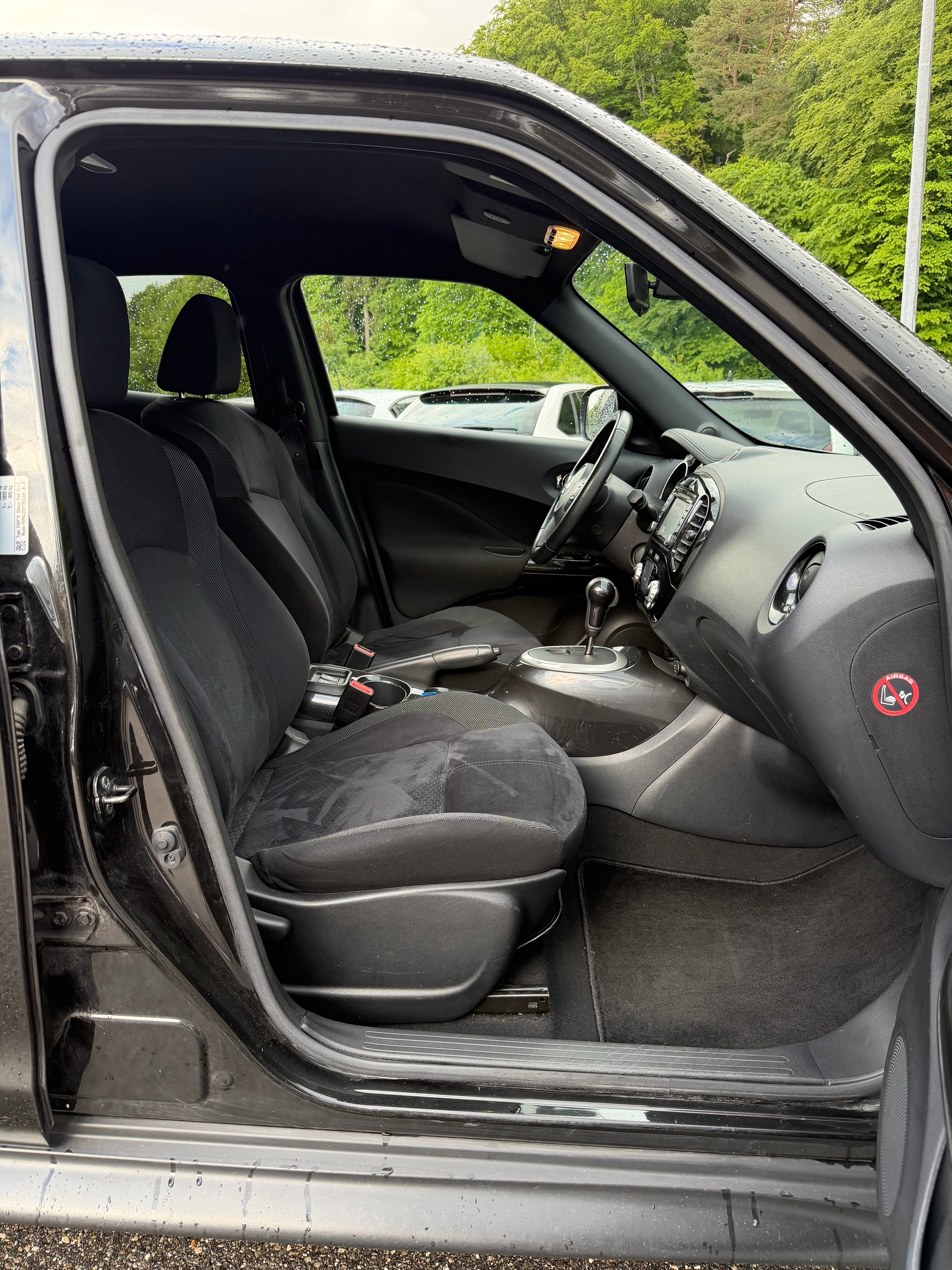 NISSAN Juke 1.6 DIG-T N-Connecta 4x4 Xtronic M-CVT-image-10