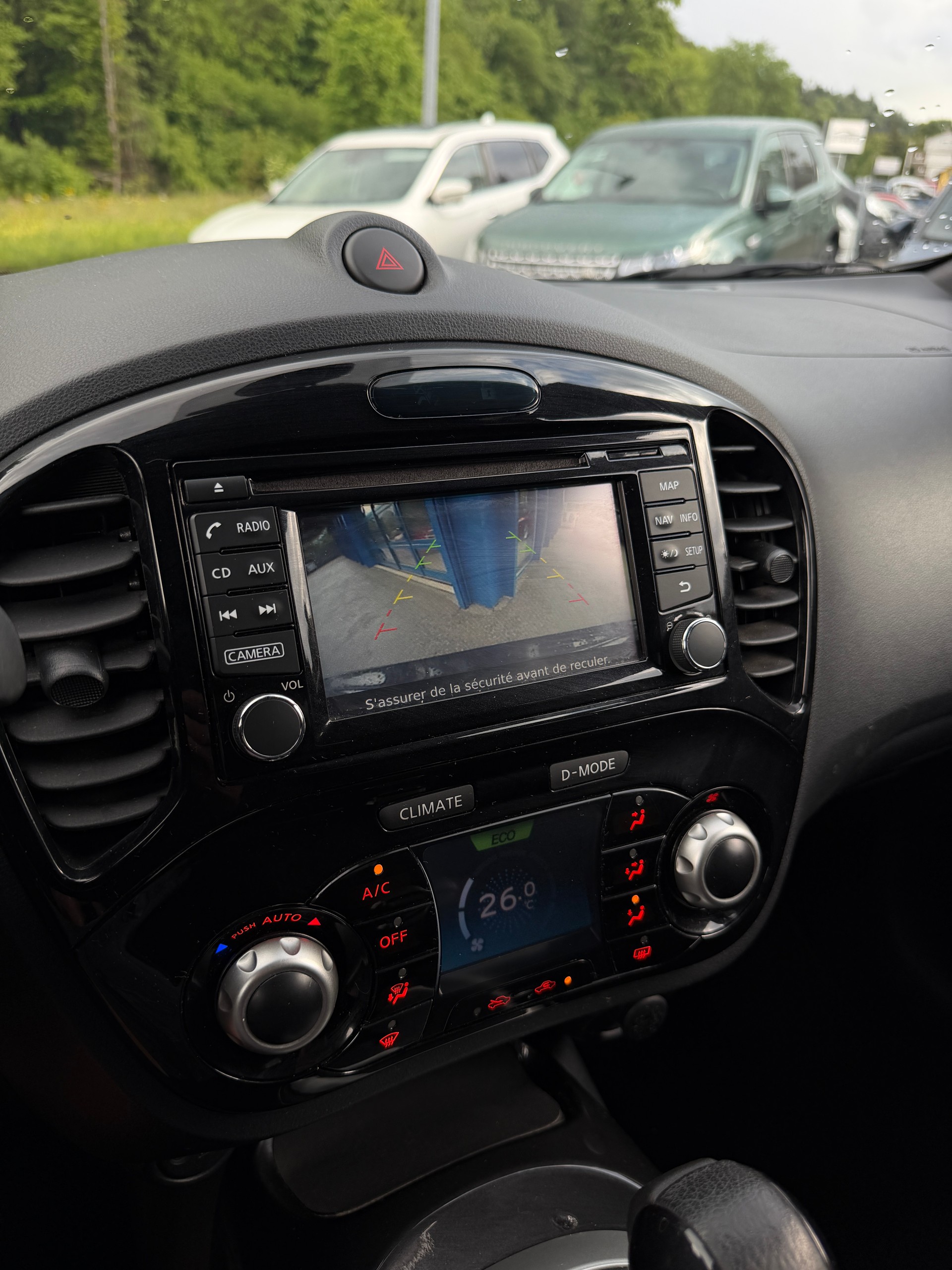 NISSAN Juke 1.6 DIG-T N-Connecta 4x4 Xtronic M-CVT-image-12