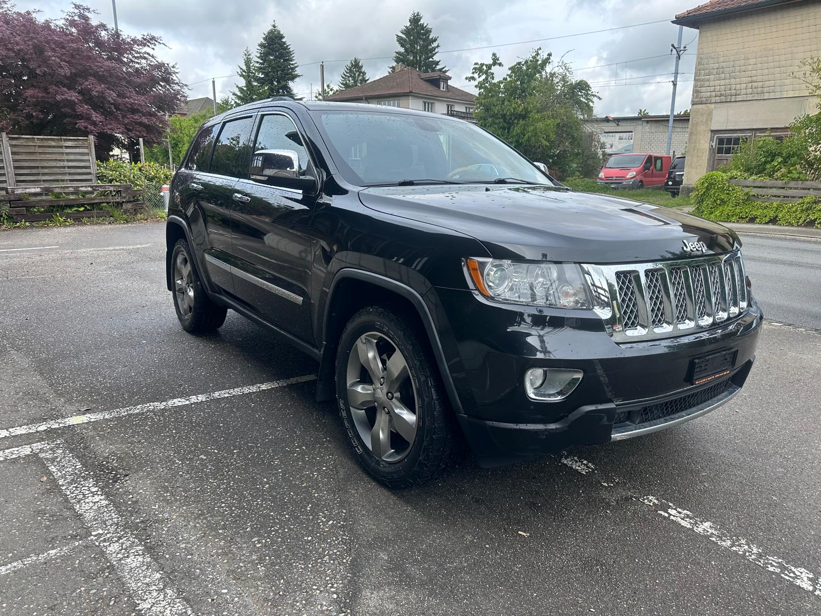 JEEP Grand Cherokee 5.7 HEMI Overland Automatic