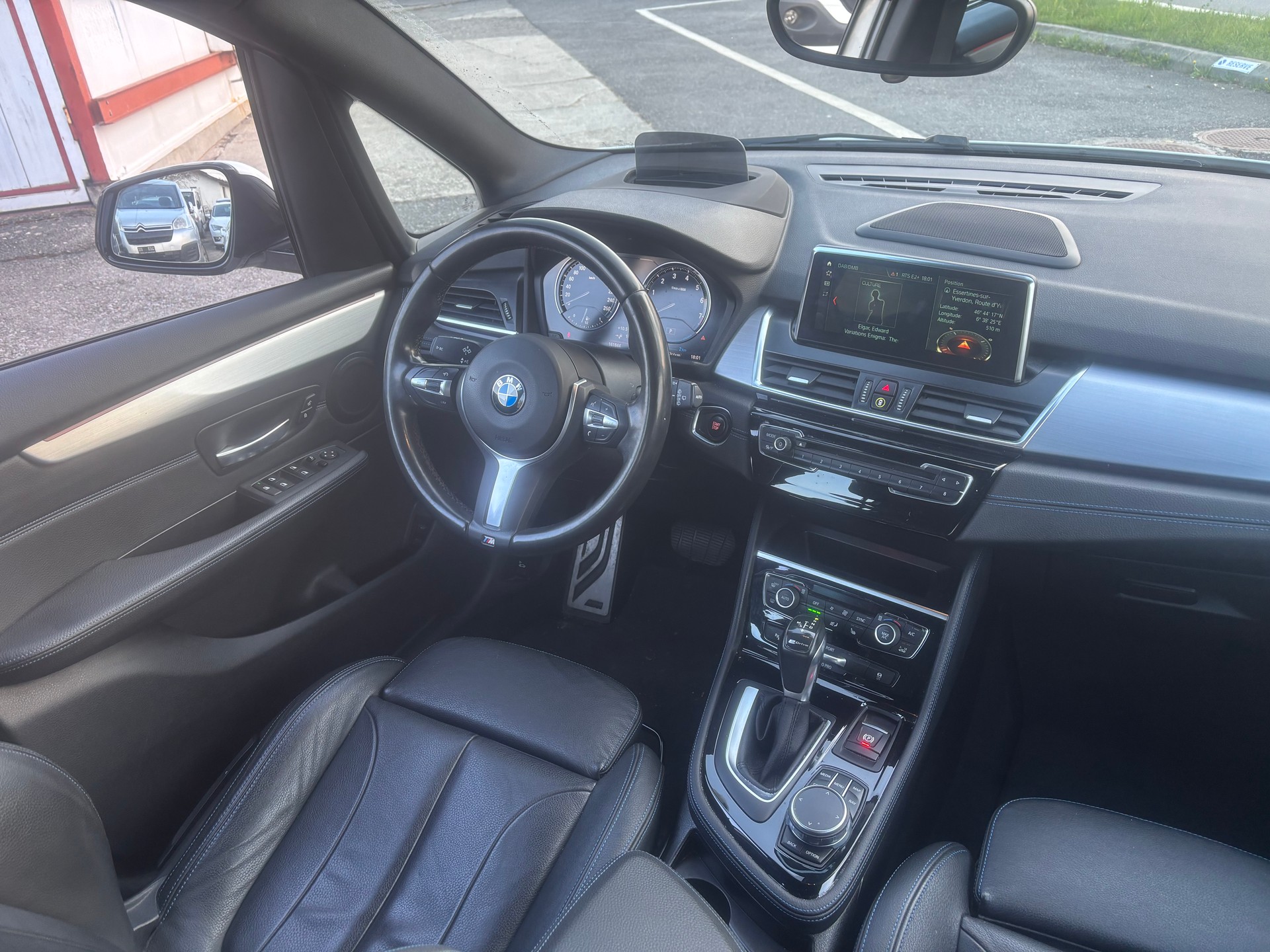 BMW 225xe iPerformance Active Tourer Steptronic Luxury Line-image-3