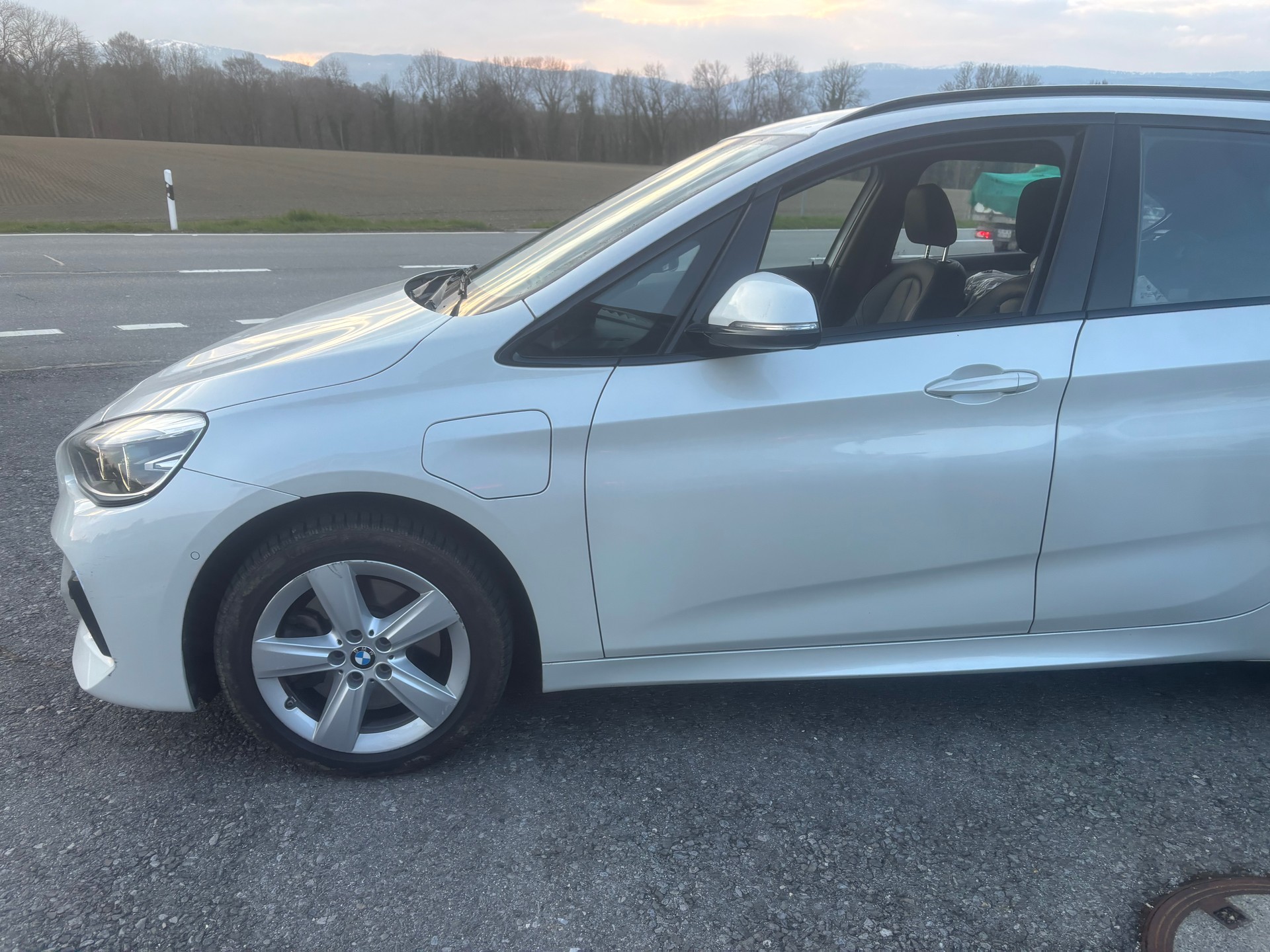 BMW 225xe iPerformance Active Tourer Steptronic Luxury Line-image-9
