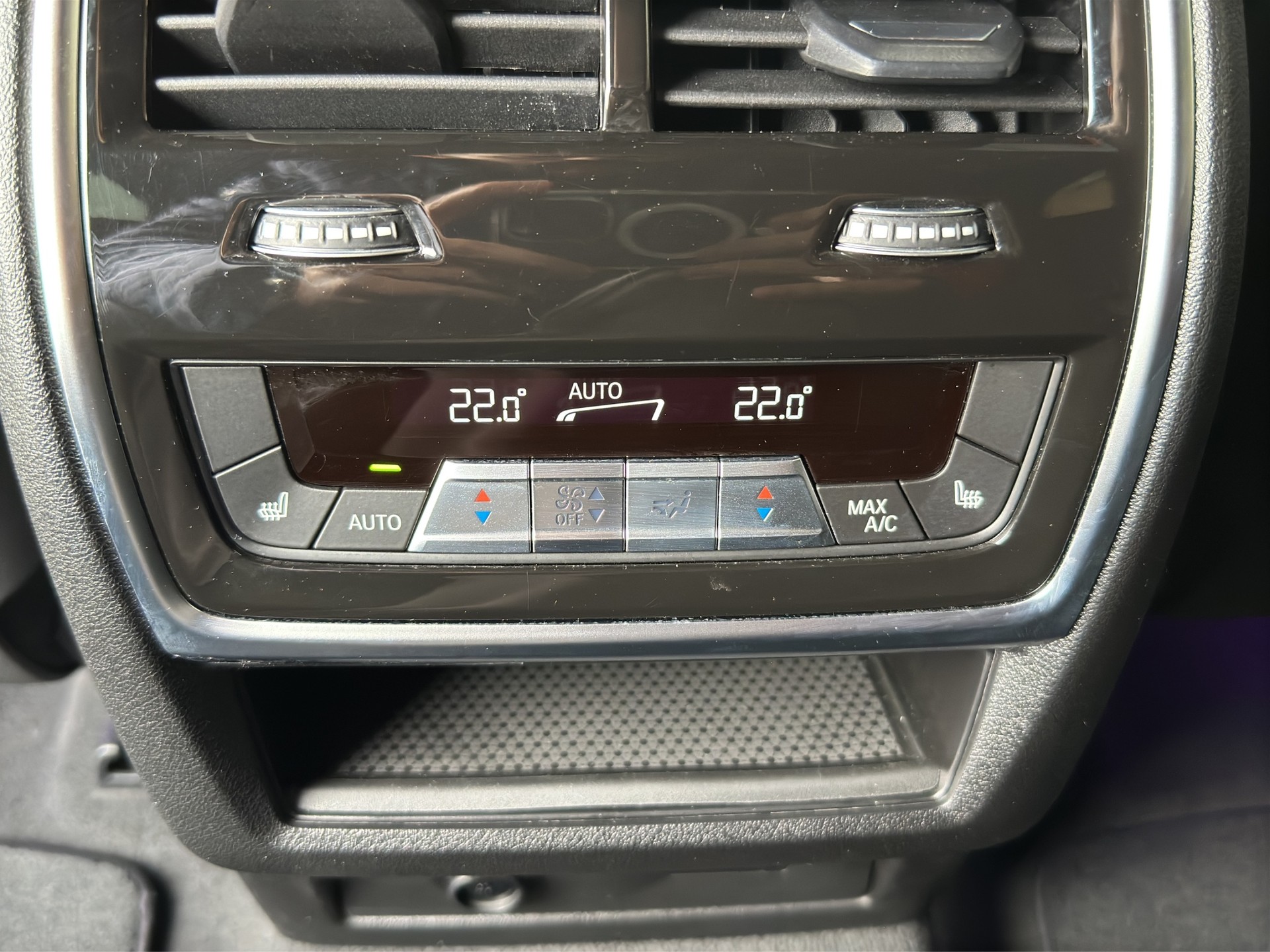 BMW XM xDrive PHEV Label INDIVIDUAL (CH) AHK-image-25