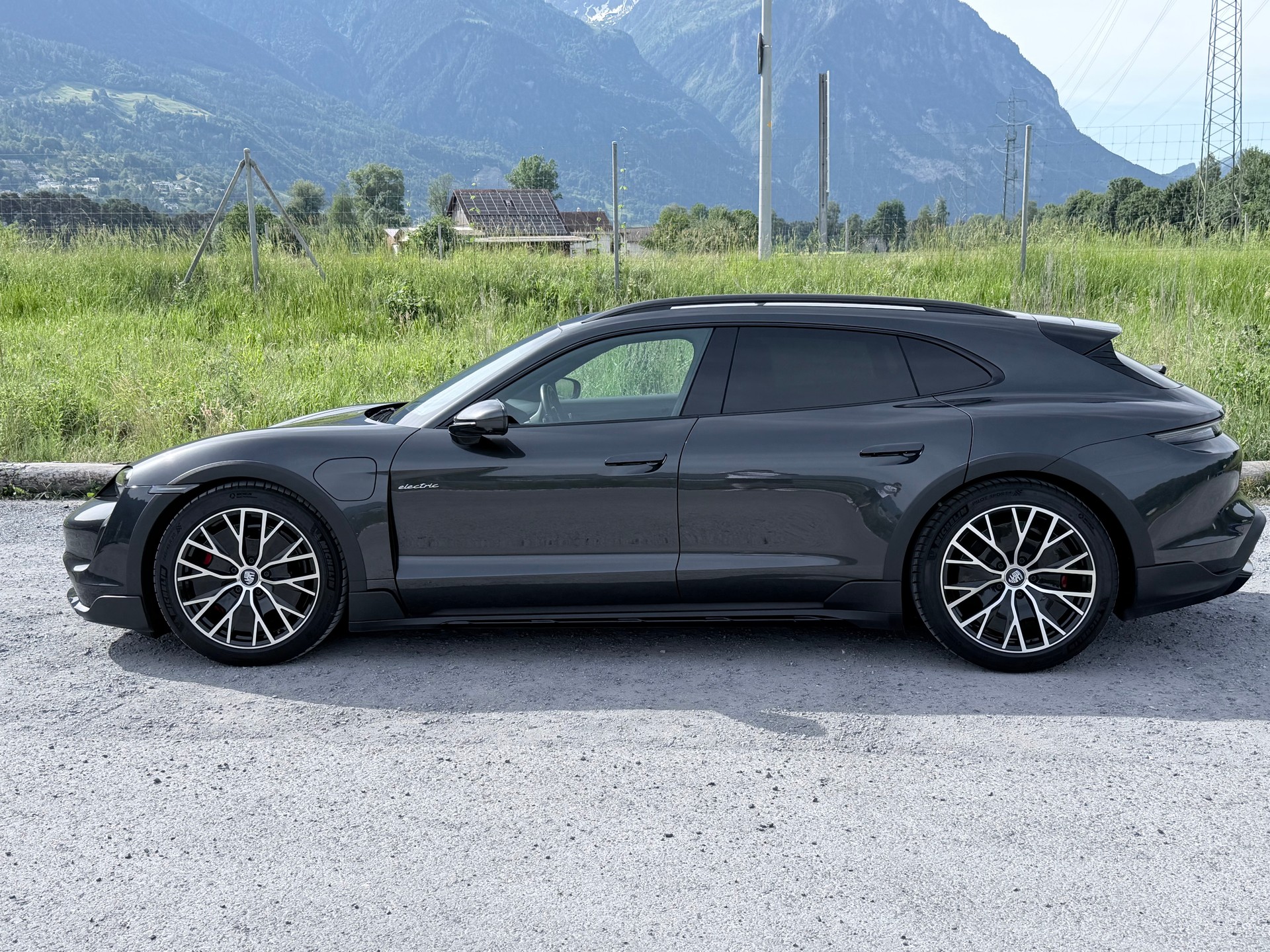 PORSCHE 4S Cross Turismo