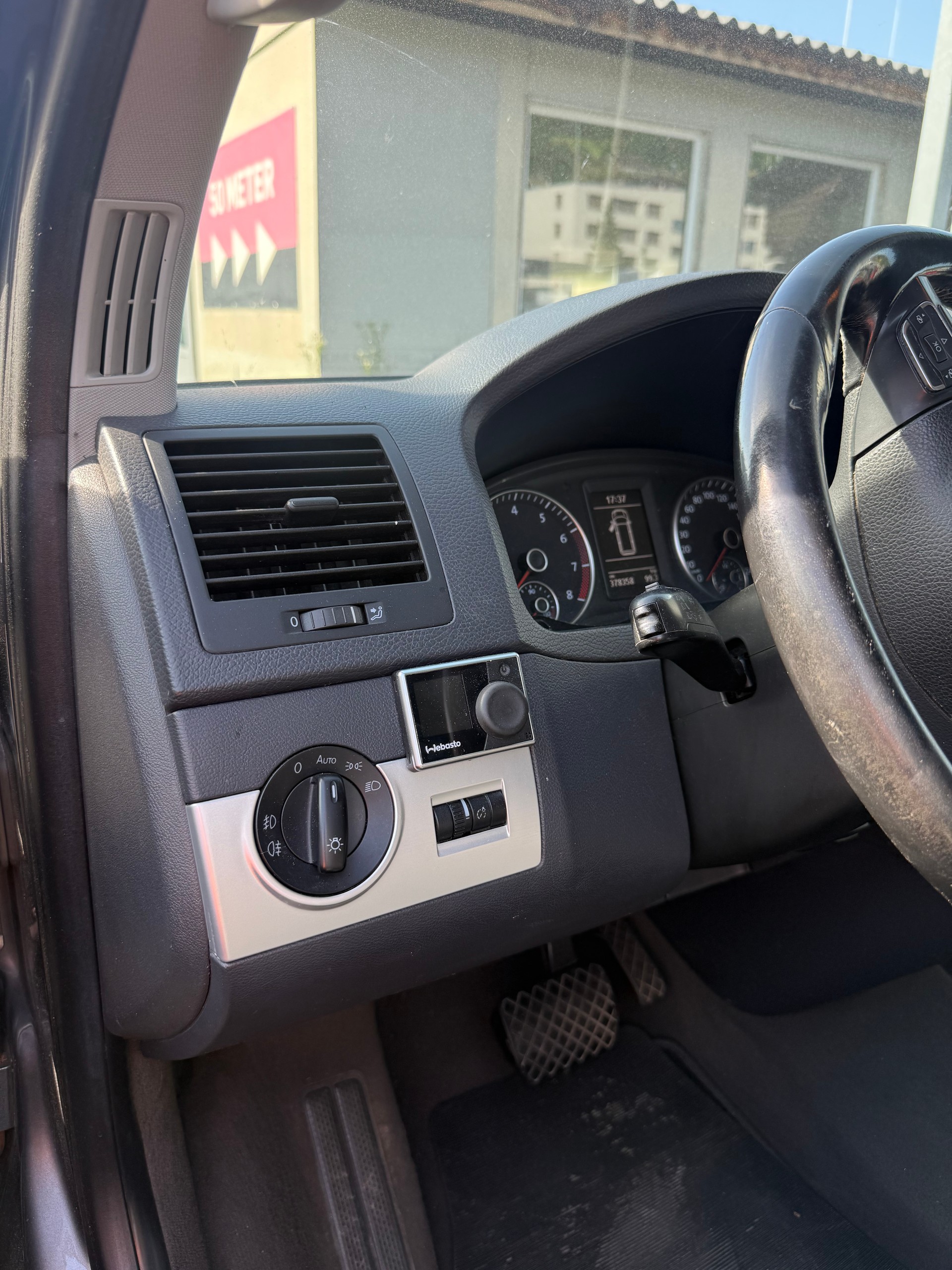 VW T5 Multivan 2.0 TSI Comfortline DSG-image-14