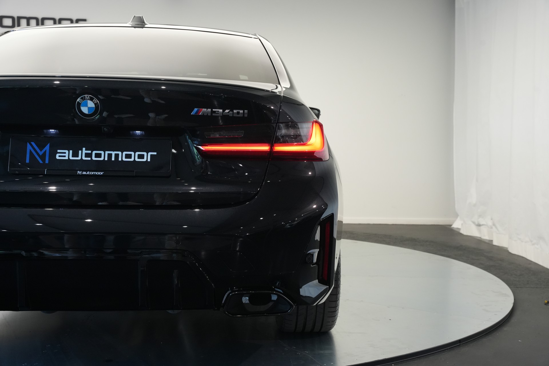 BMW M340i xDrive 48V Steptronic *Facelift* *HuD* *Curved Display*-image-9