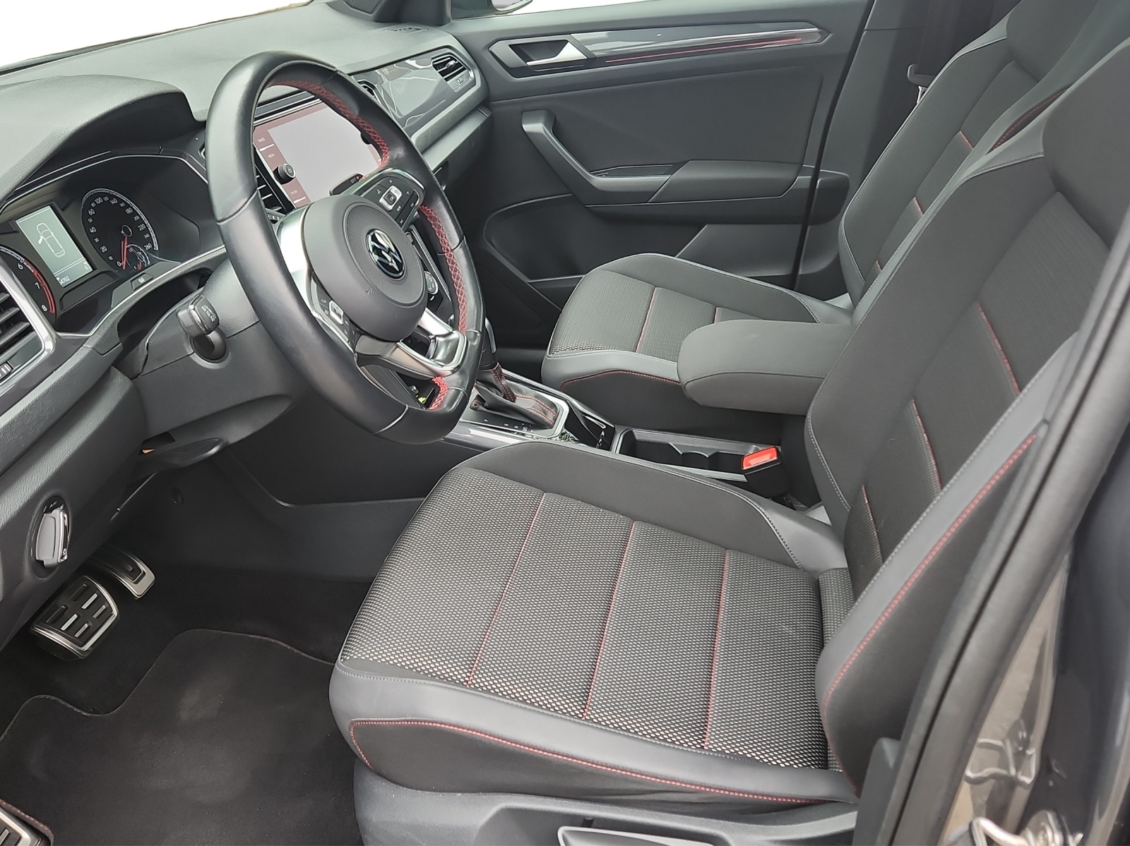 VW T-Roc 1.5 TSI EVO Sport DSG-image-8
