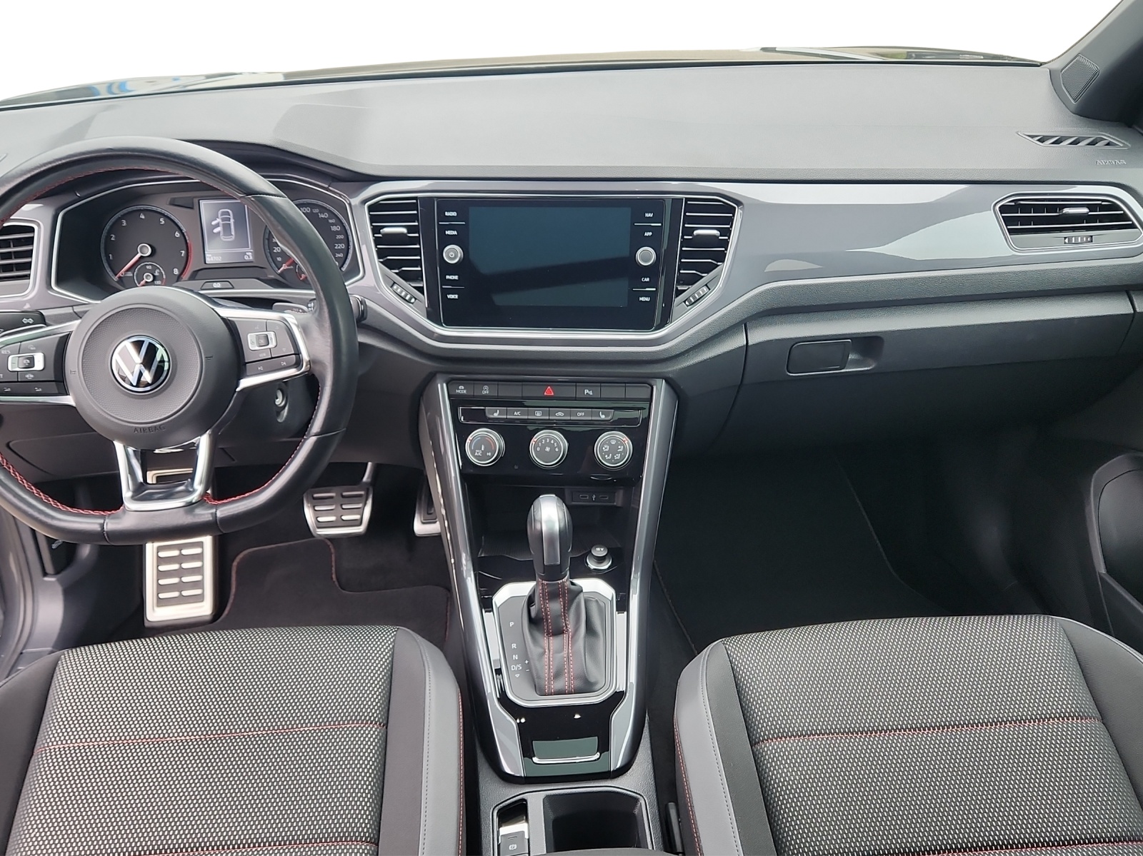 VW T-Roc 1.5 TSI EVO Sport DSG-image-10