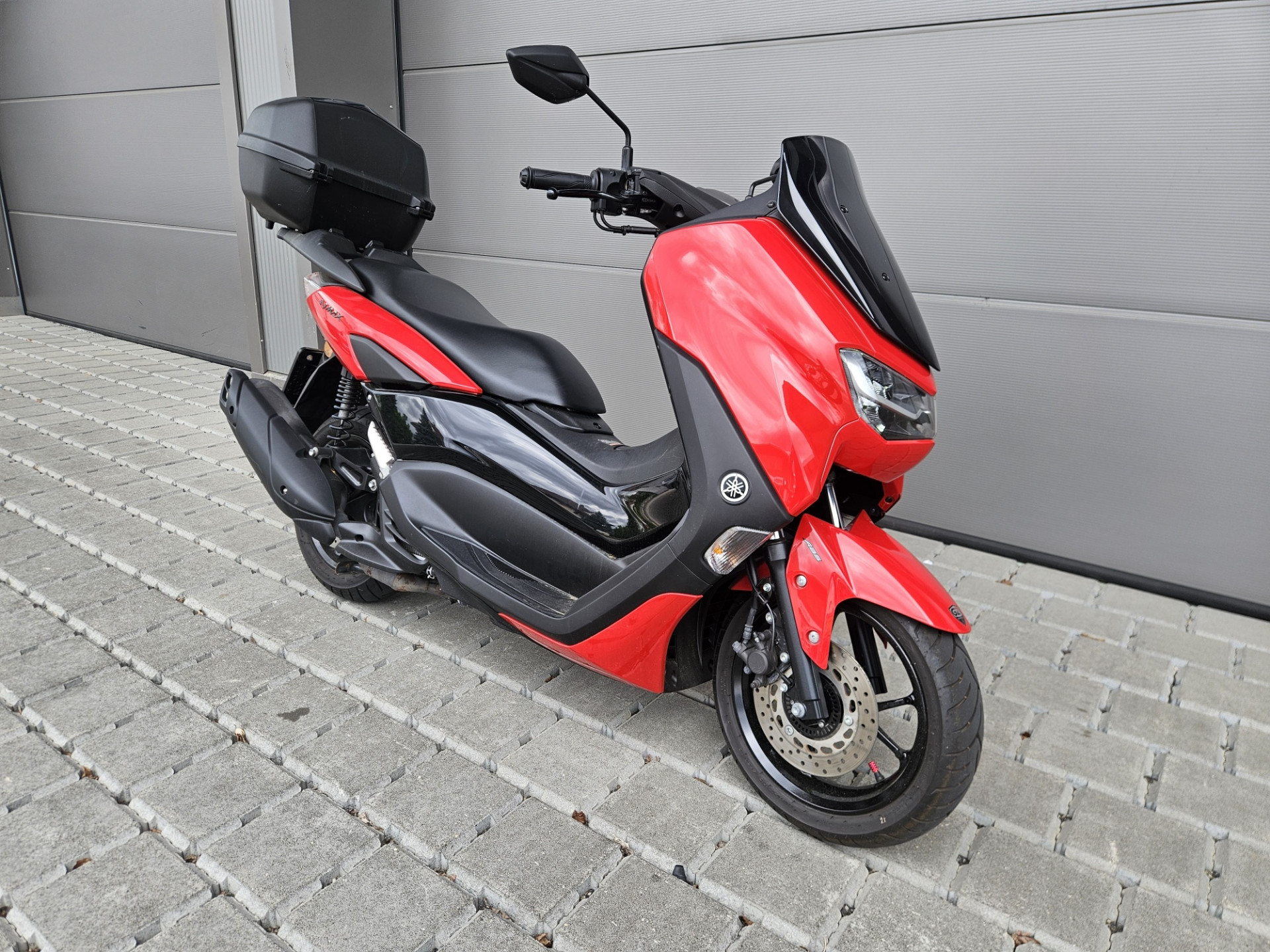 YAMAHA NMax 125-showroom-element-1