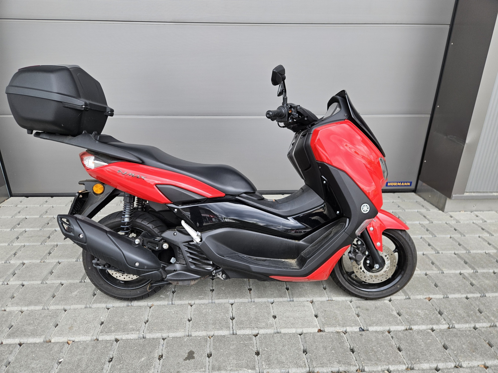 YAMAHA NMax 125