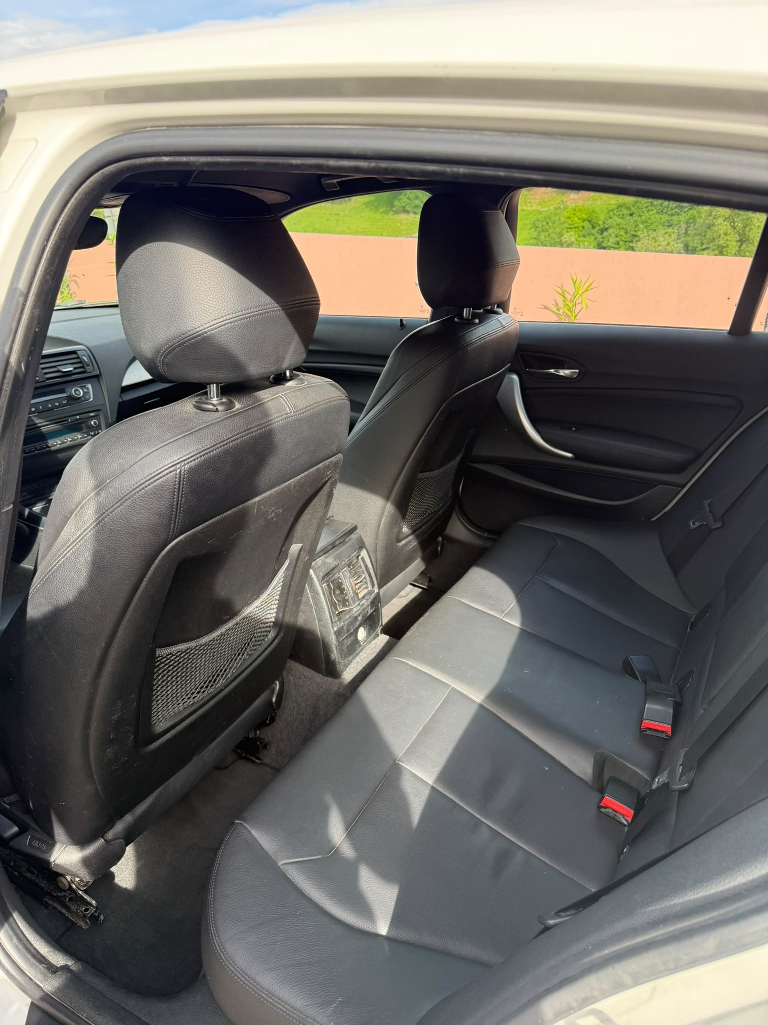 BMW 120d xDrive M-Sportpaket-image-5