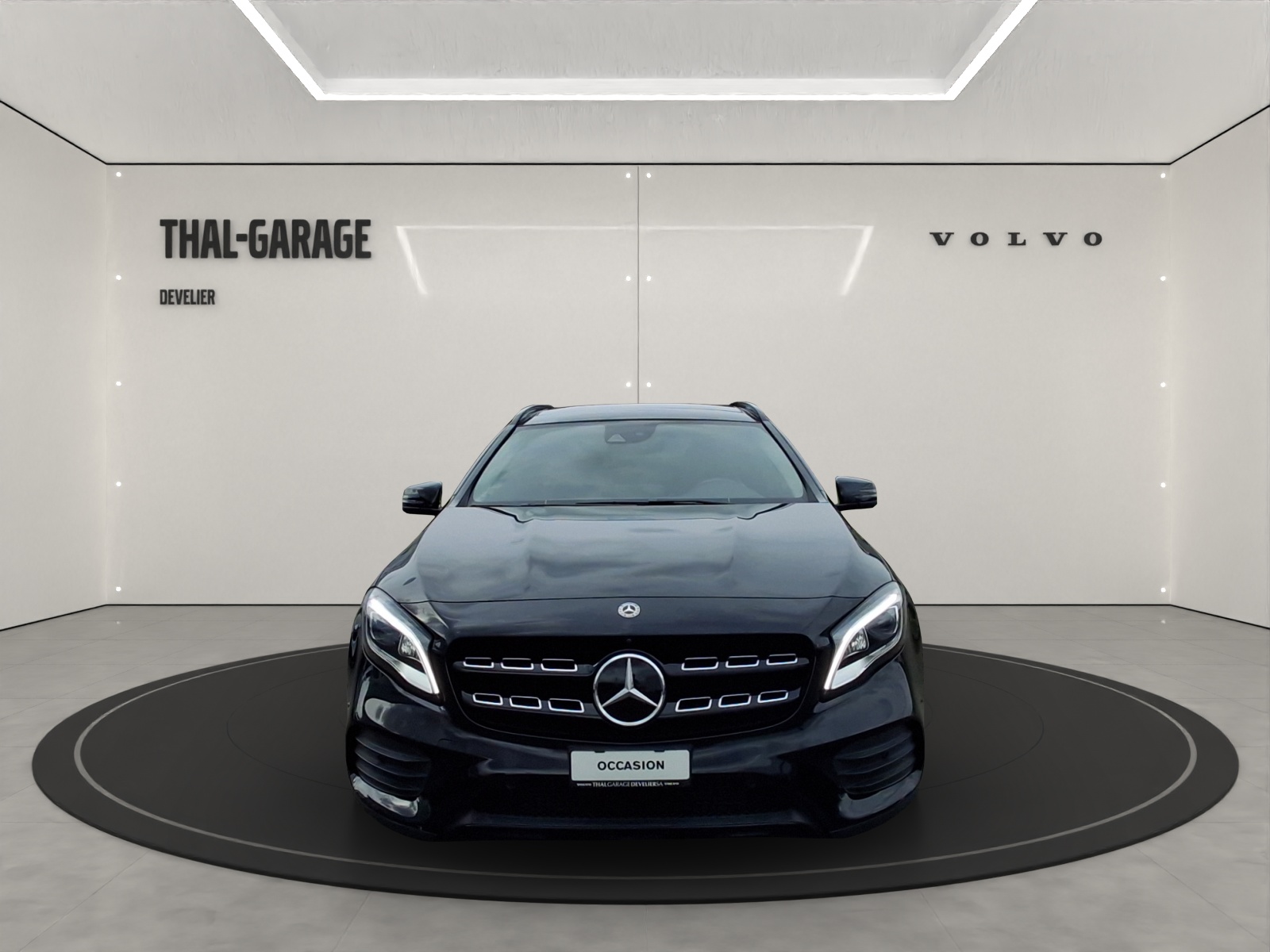 MERCEDES-BENZ Classe GLA X156 GLA 250 AMG Line 4m-image-1