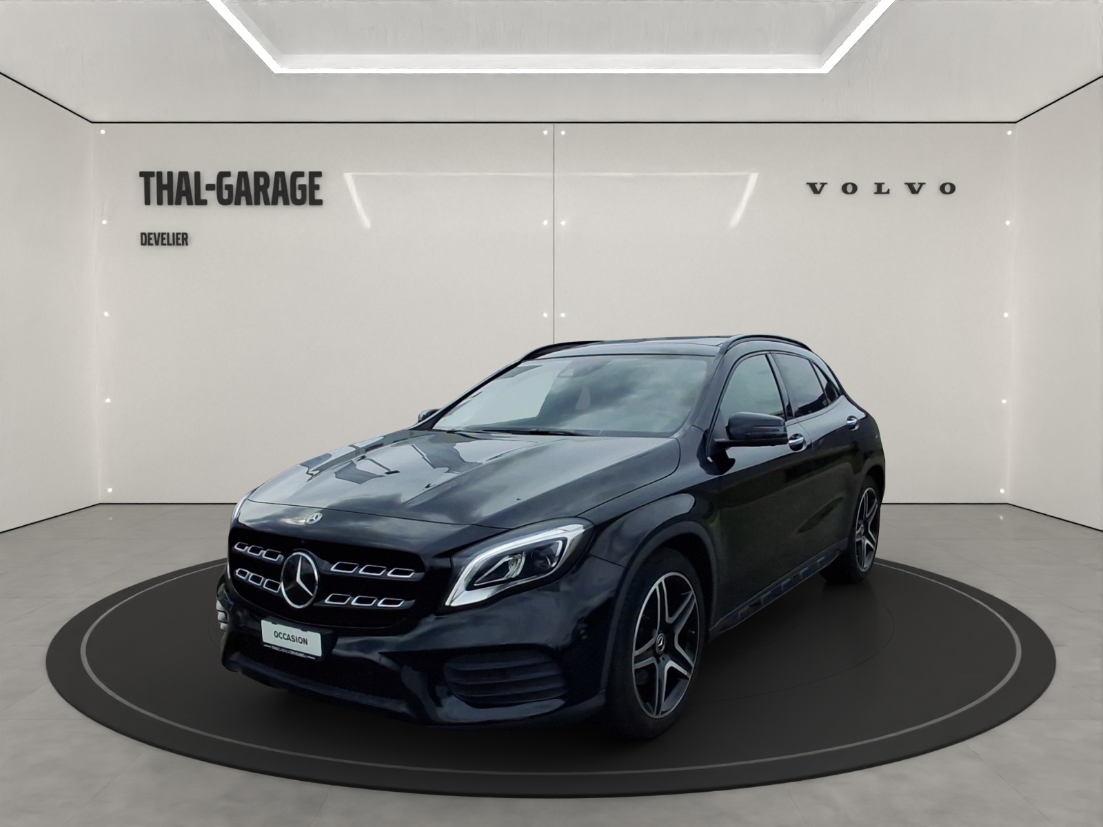 MERCEDES-BENZ Classe GLA X156 GLA 250 AMG Line 4m-image-0