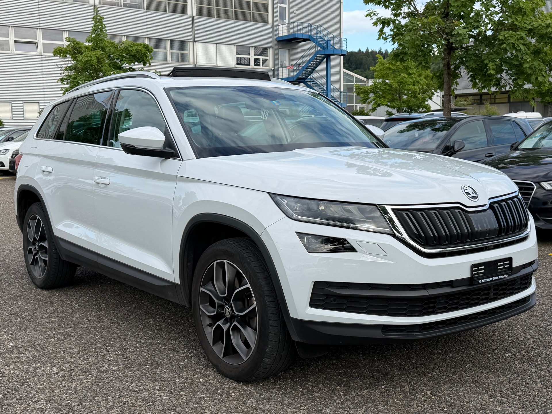 SKODA Kodiaq 2.0 TDI CR Style 4x4 DSG-image-2