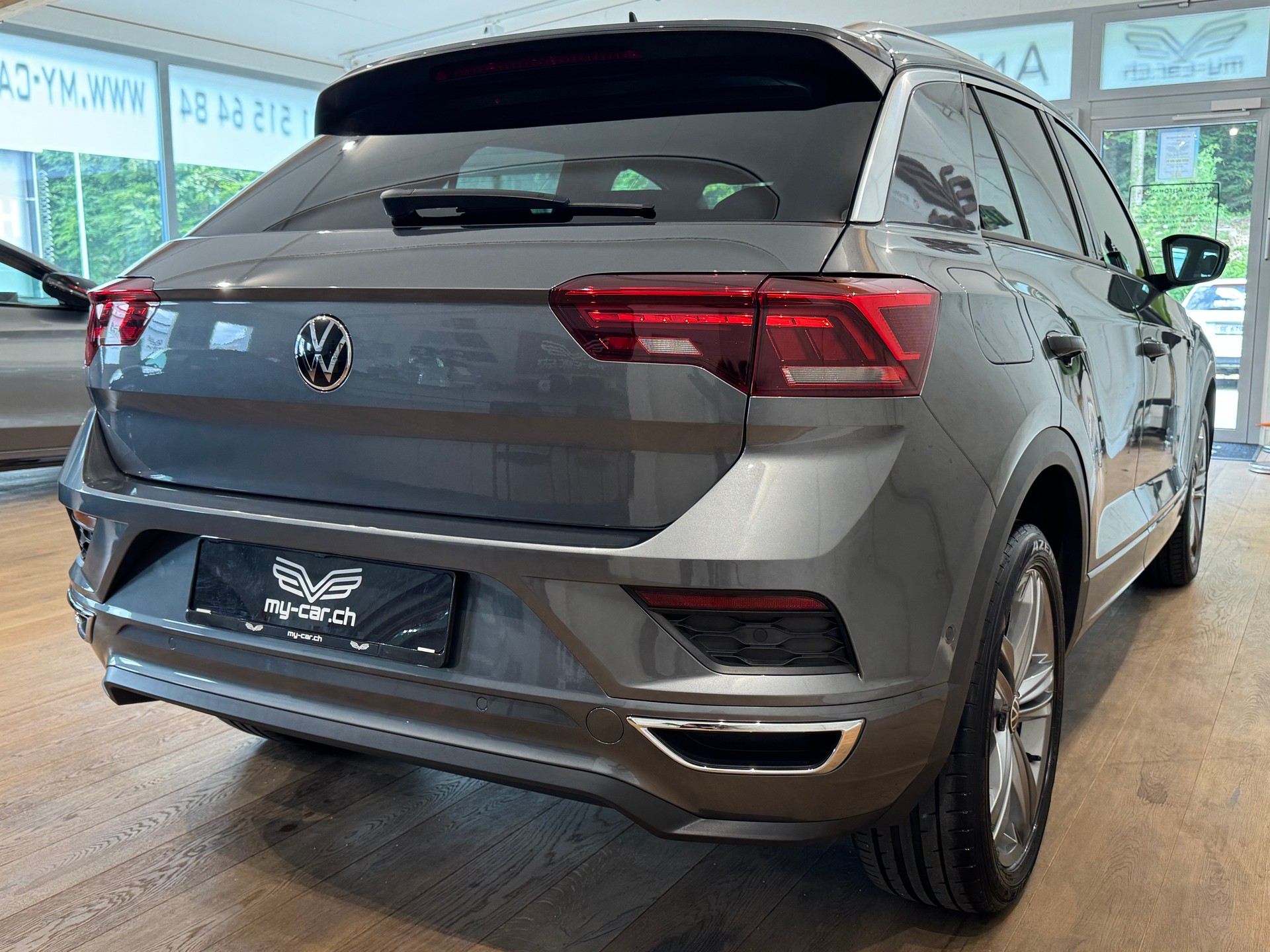 VW T-Roc 1.5 TSI R LINE EVO Advance Selection DSG || CH FZG || DIGITAL COCKPIT PRO || AMBIENTE-image-16