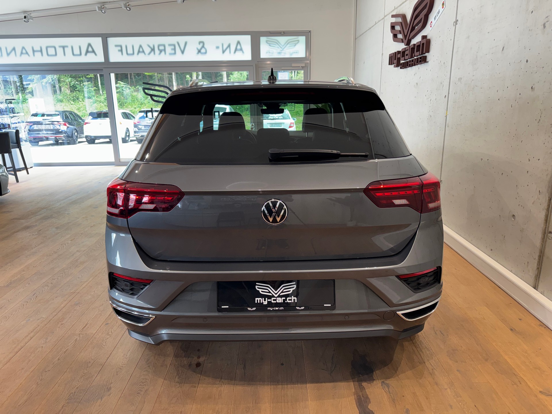 VW T-Roc 1.5 TSI R LINE EVO Advance Selection DSG || CH FZG || DIGITAL COCKPIT PRO || AMBIENTE-image-15